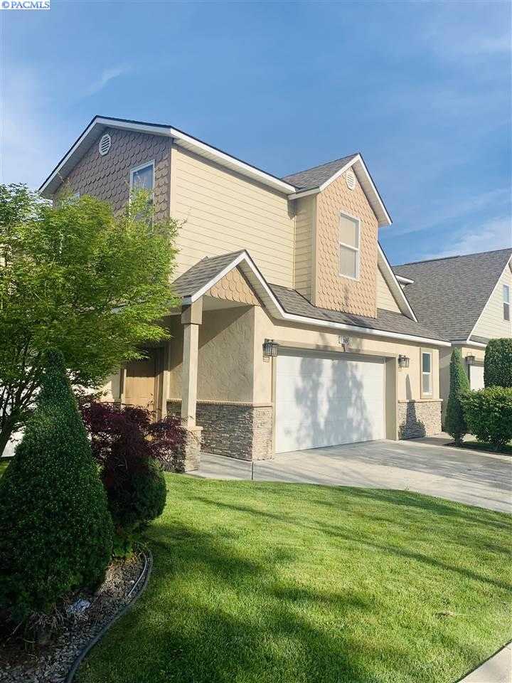 Photo of Newly Listed – 169 Keene Rd, Richland, WA 99352