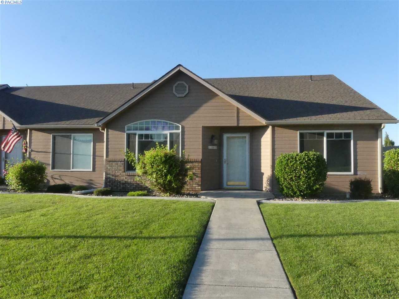 Photo of Newly Listed – 2515 W Grand Ronde Ave, Kennewick, WA 99336
