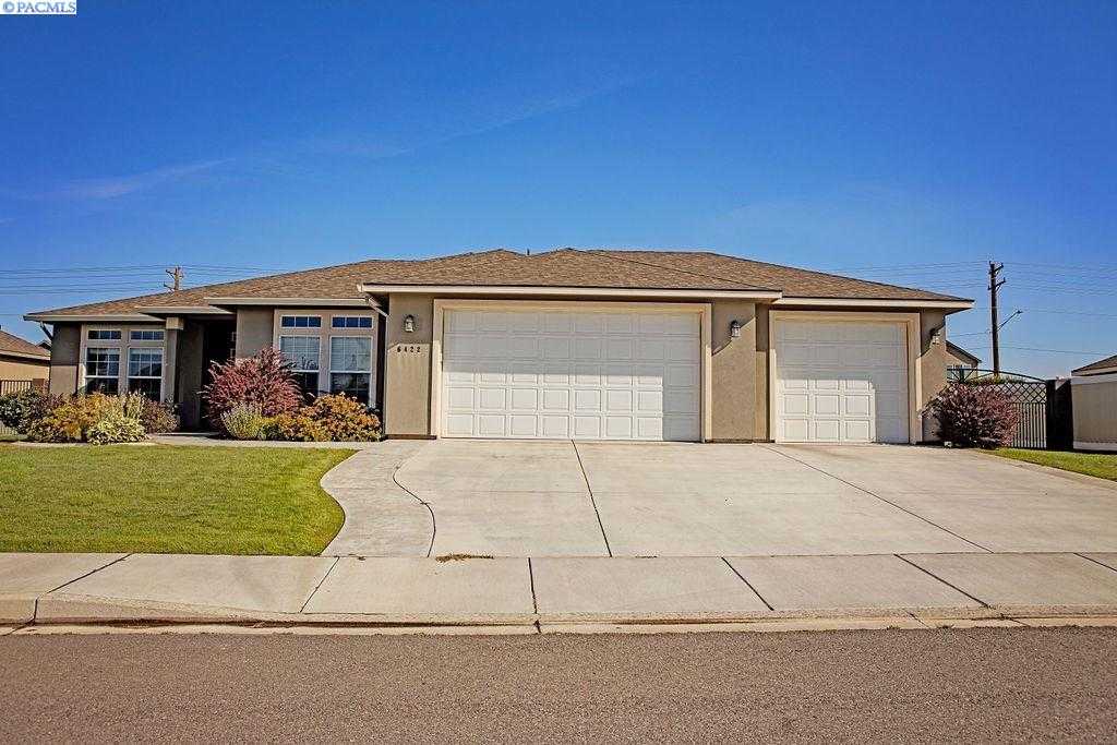 Photo of Newly Listed – 6422 Polaris St, West Richland, WA 99353