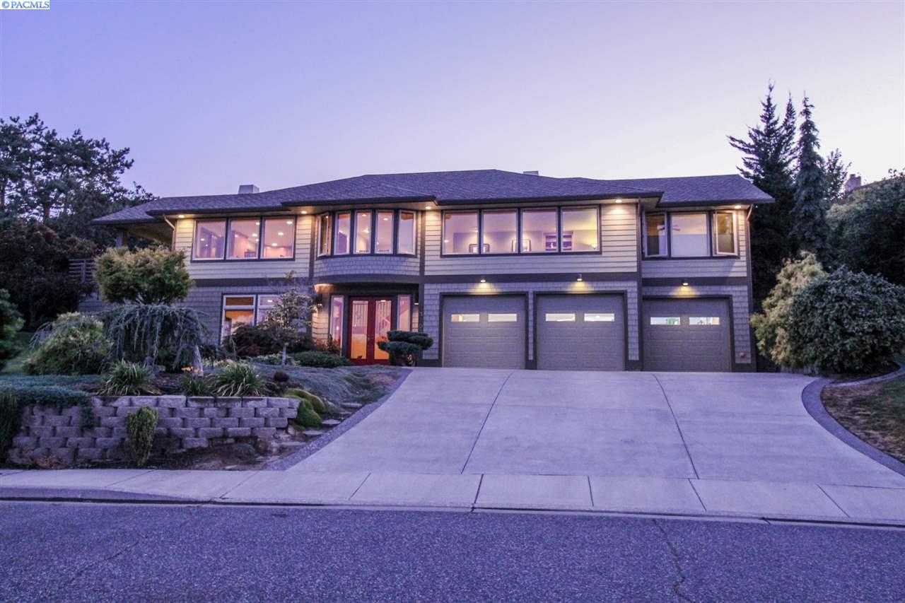 Photo of Newly Listed – 3703 W 42nd, Kennewick, WA 99336