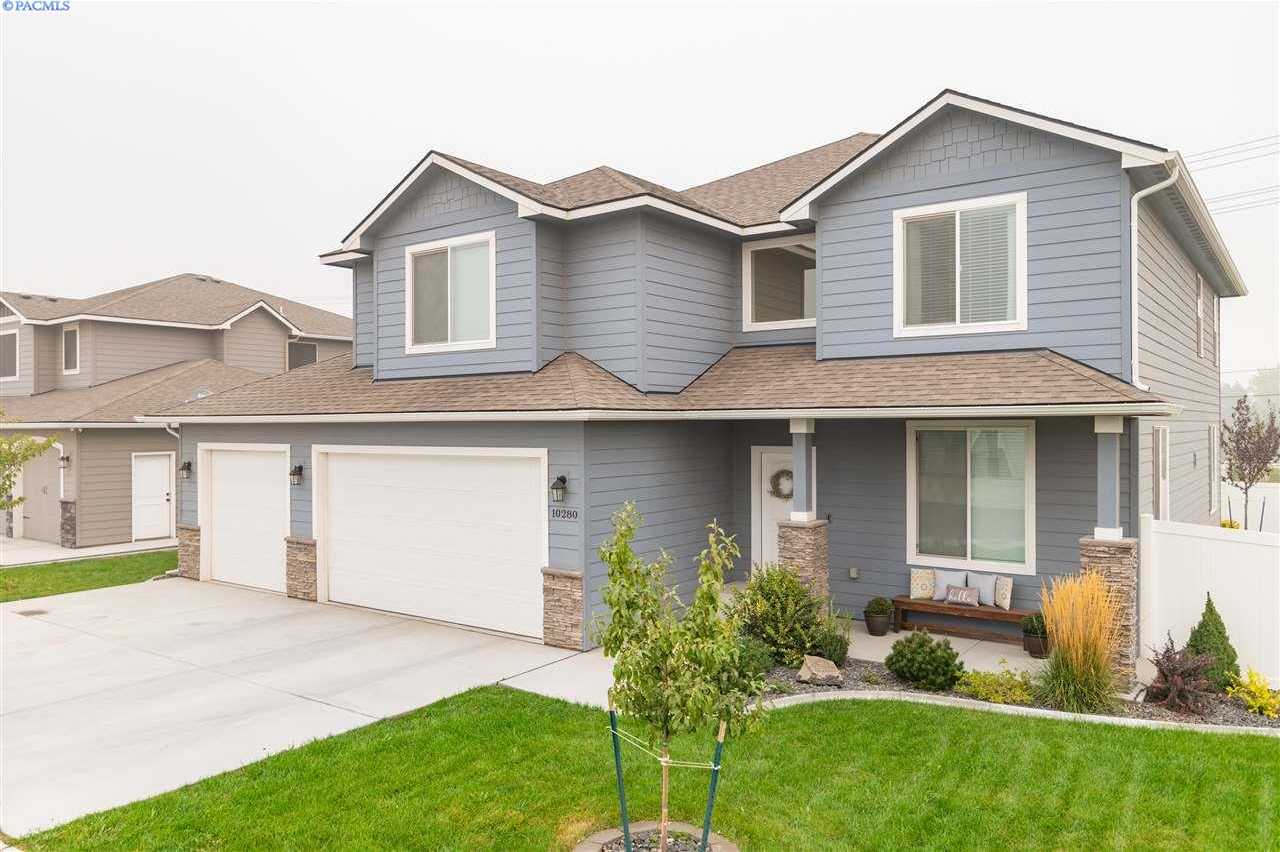 Photo of Newly Listed – 10280 W 16th Place, Kennewick, WA 99338