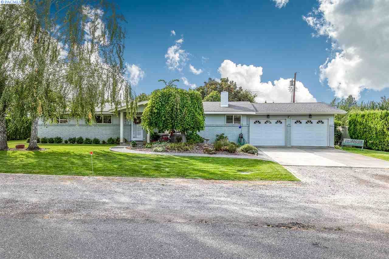 Photo of Newly Listed – 617 N Reed Street, Kennewick, WA 99336