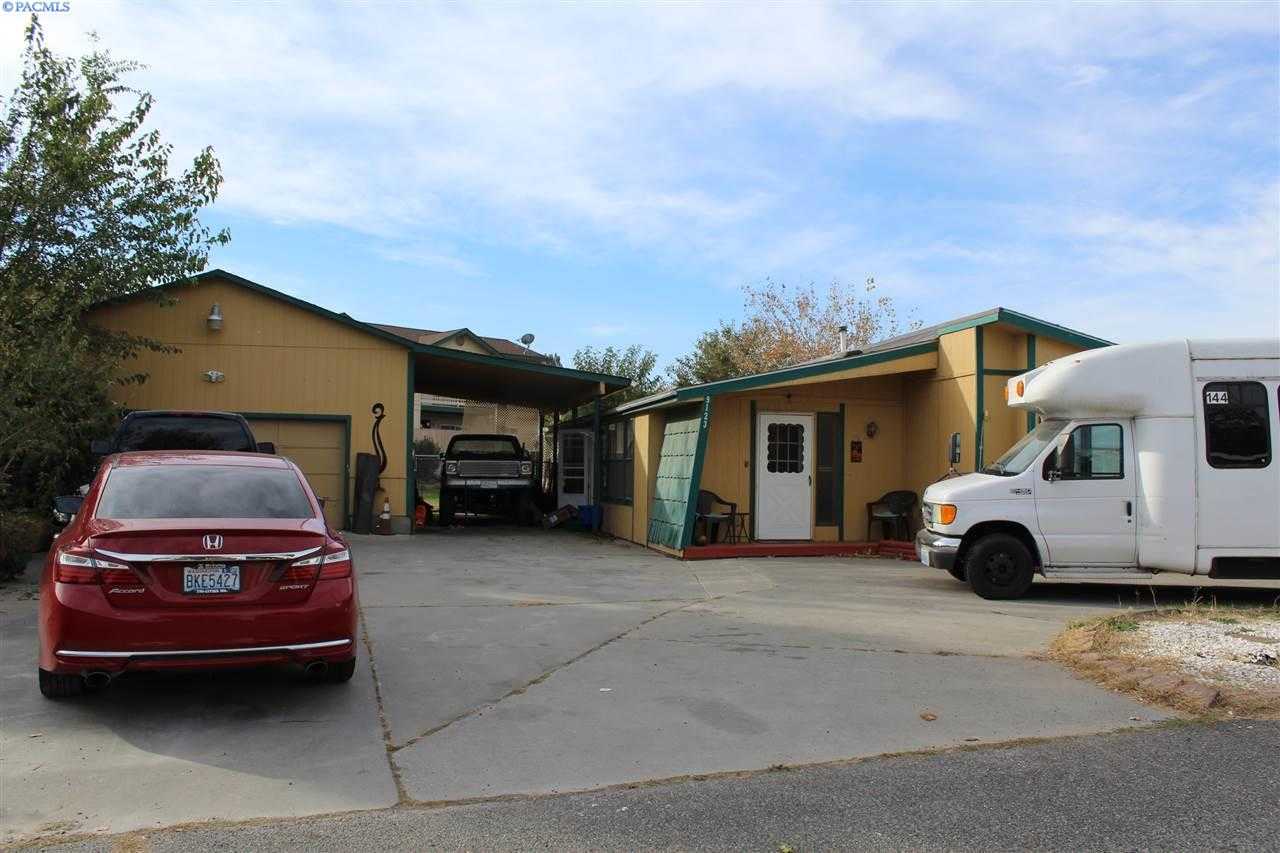 Photo of Newly Listed – 9123 W Yellowstone, Kennewick, WA 99336