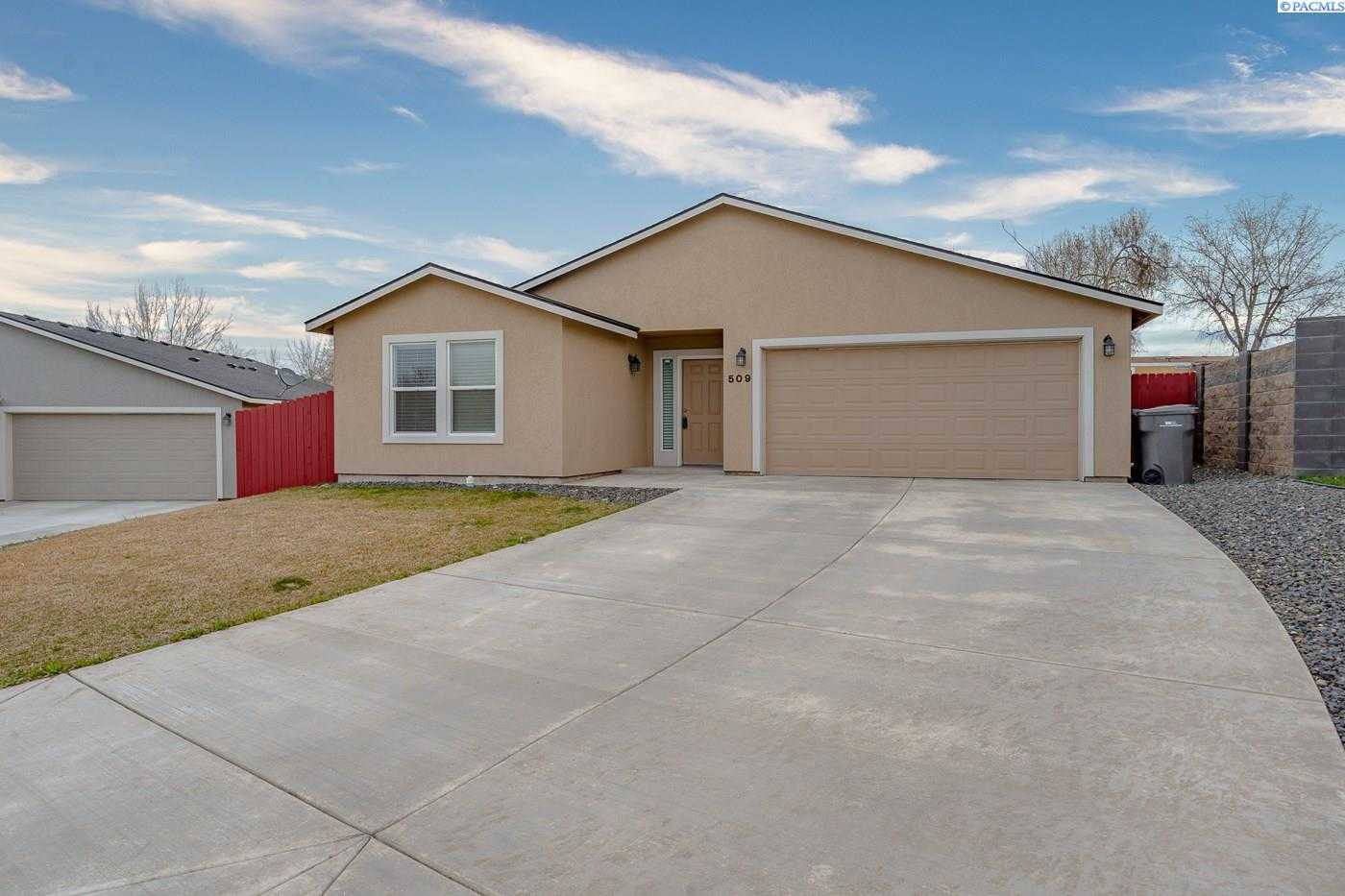 Photo of Newly Listed – 509 S Huntington Pl., Kennewick, WA 99336