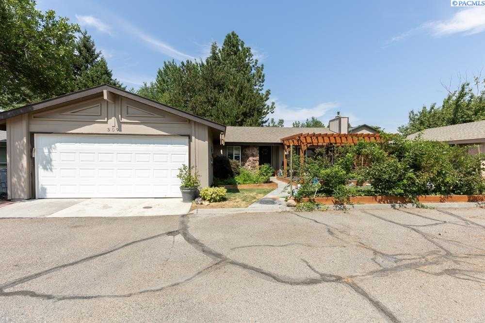 Photo of Newly Listed – 309 Gulf Ct, Richland, WA 99354