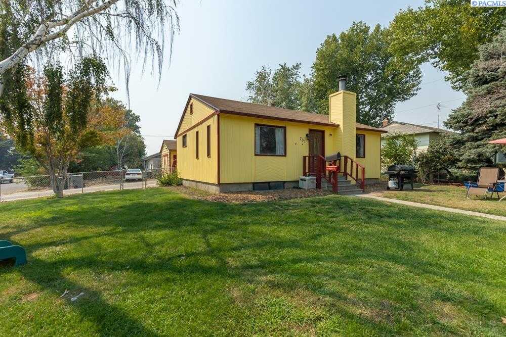 Photo of Newly Listed – 701 Coast St., Richland, WA 99352