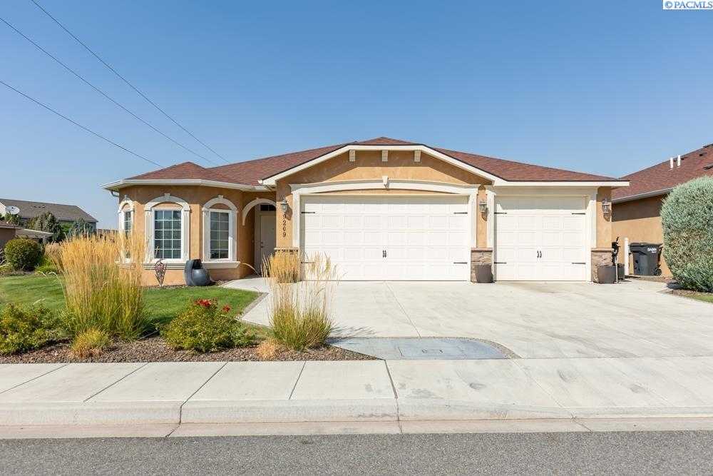 Photo of Newly Listed – 9209 Vincenzo Dr, Pasco, WA 99301