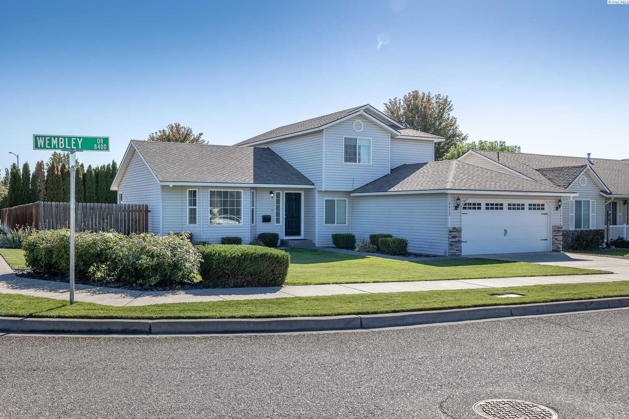 Photo of Newly Listed – 8412 Wembley Dr, Pasco, WA 99301