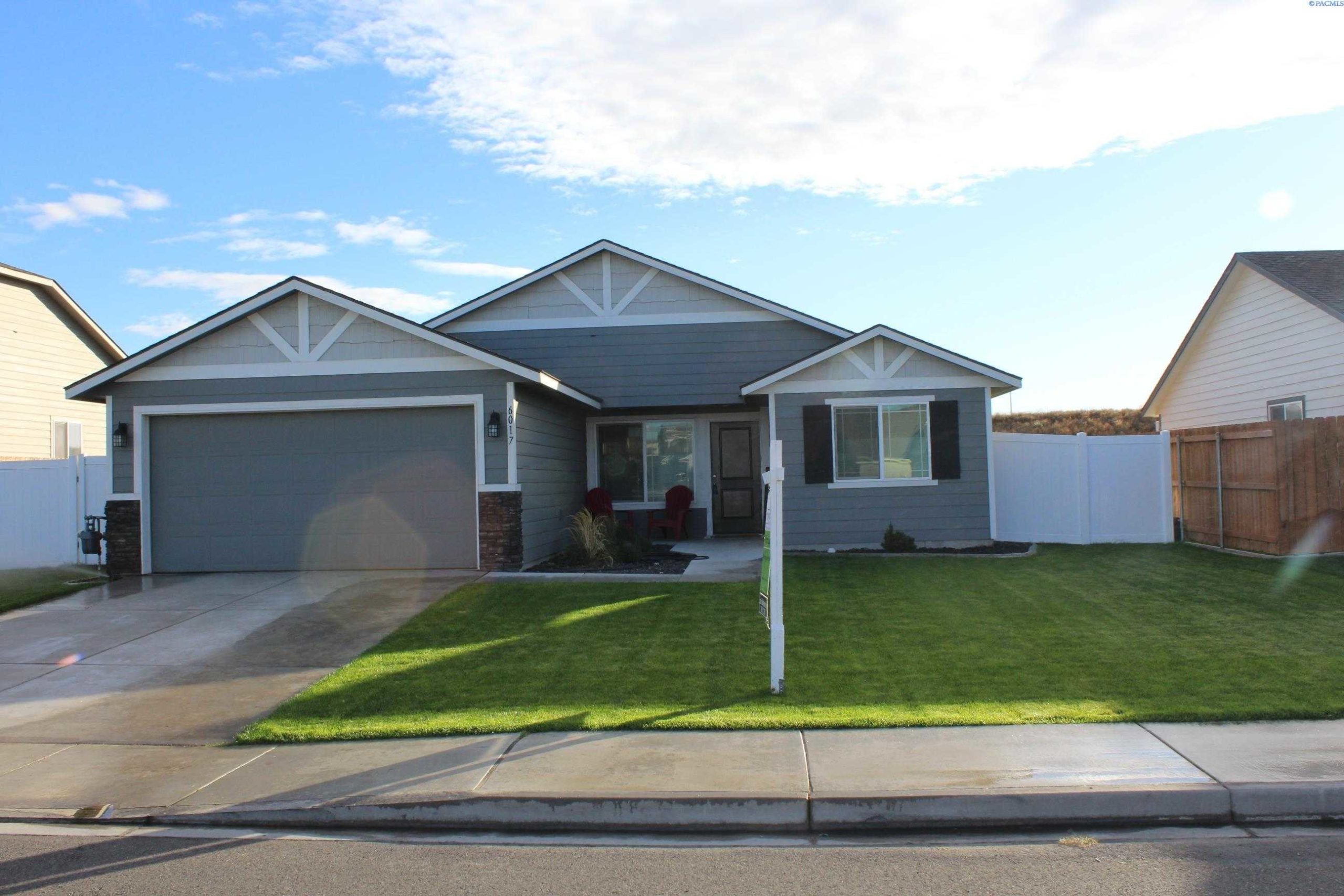 Photo of Newly Listed – 6017 Sidon Ln., Pasco, WA 99301