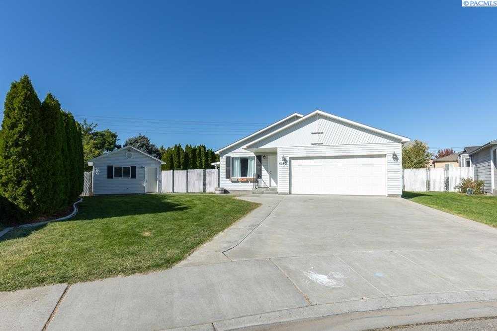 Photo of Newly Listed – 4540 Sunglow Ct, West Richland, WA 99353