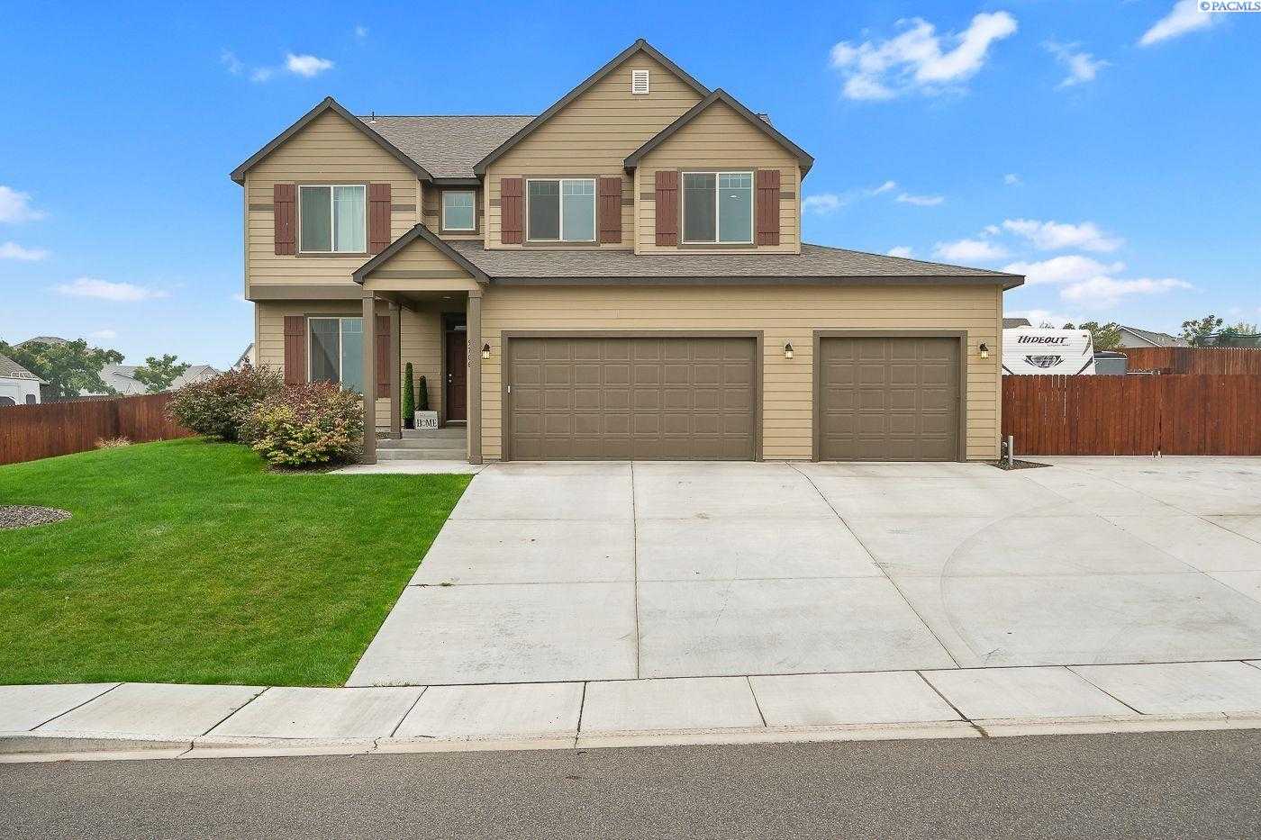 Photo of Newly Listed – 5706 Santa Fe, Pasco, WA 99301