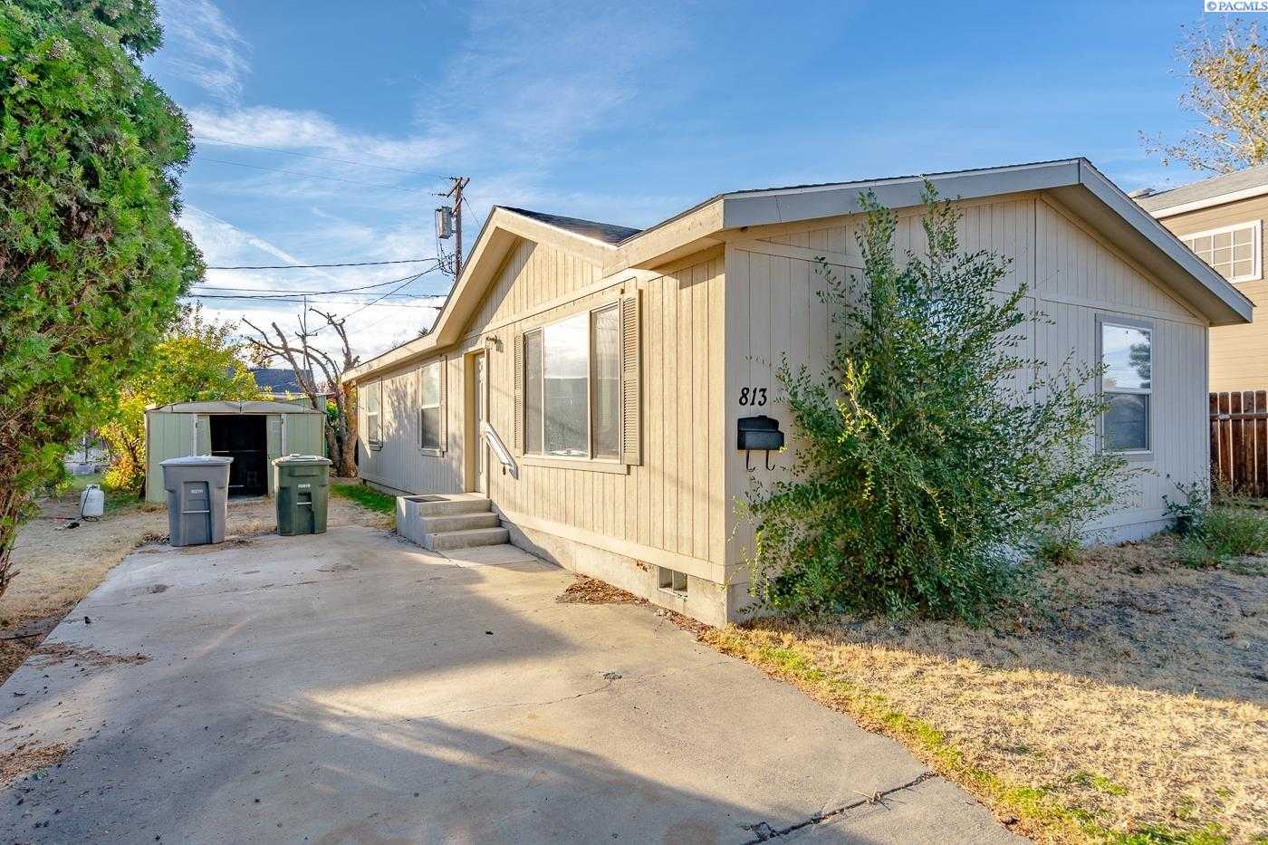 Photo of Newly Listed – 813 Stanton Avenue, Richland, WA 99354