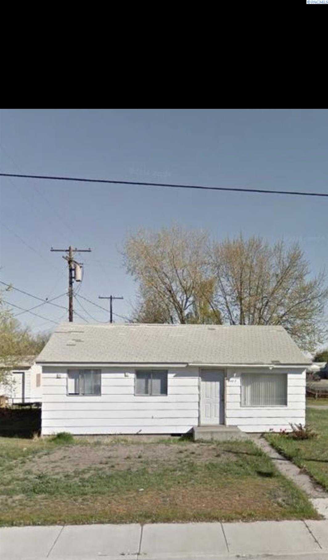 Photo of Newly Listed – 2002 Symons, Richland, WA 99354