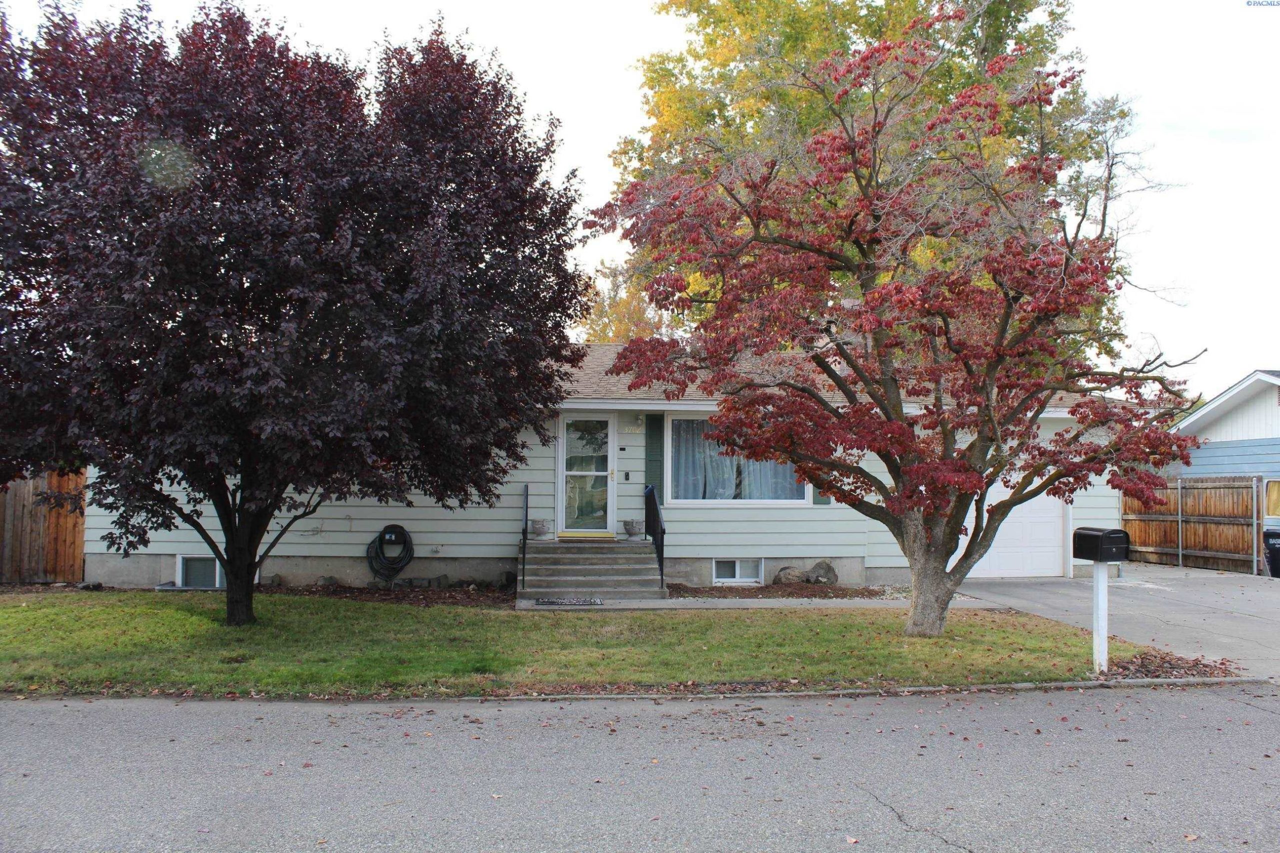 Photo of Newly Listed – 3702 W Opal Pl., Pasco, WA 99301