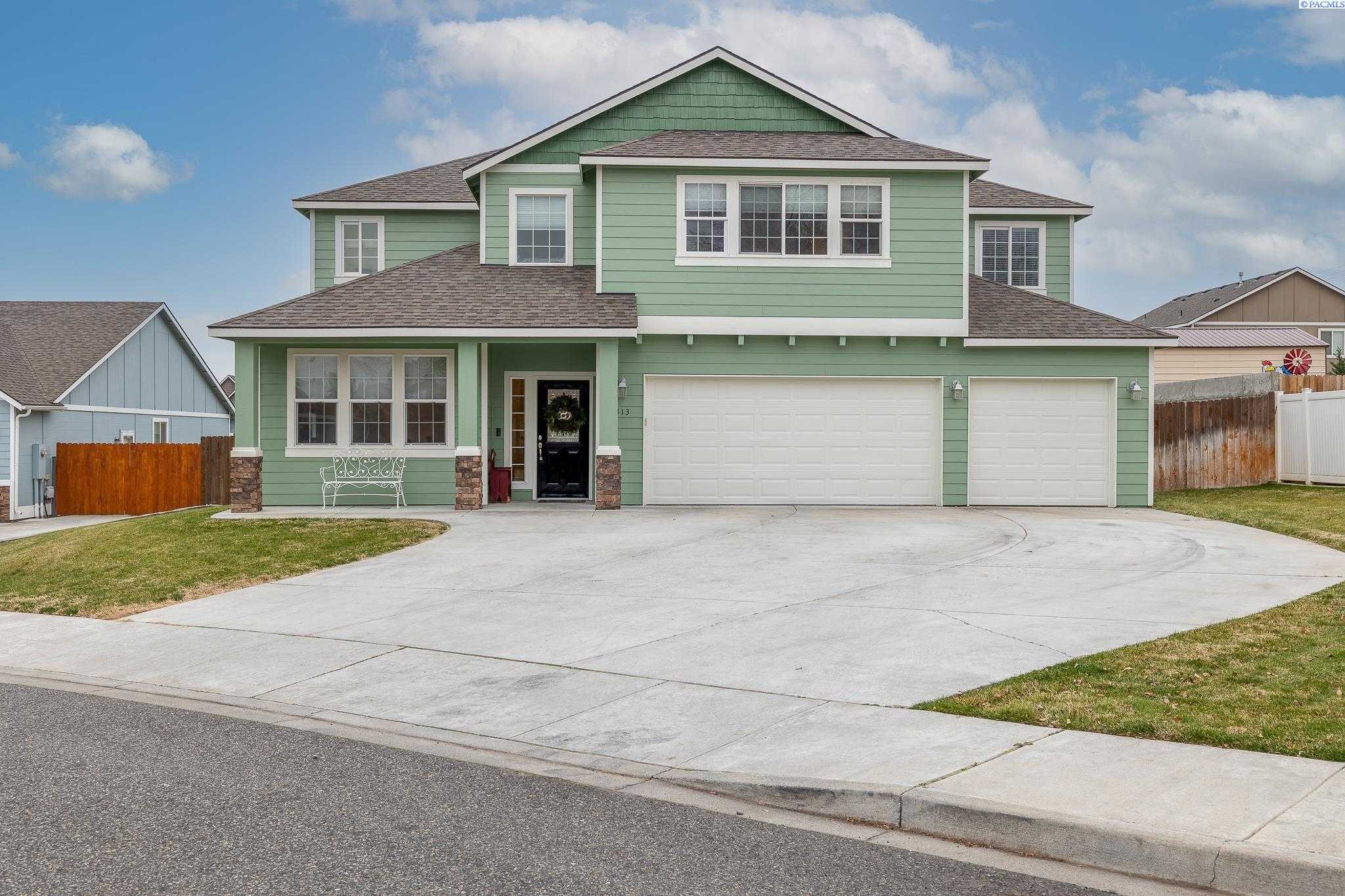 Photo of Newly Listed – 313 S Quay St, Kennewick, WA 99336