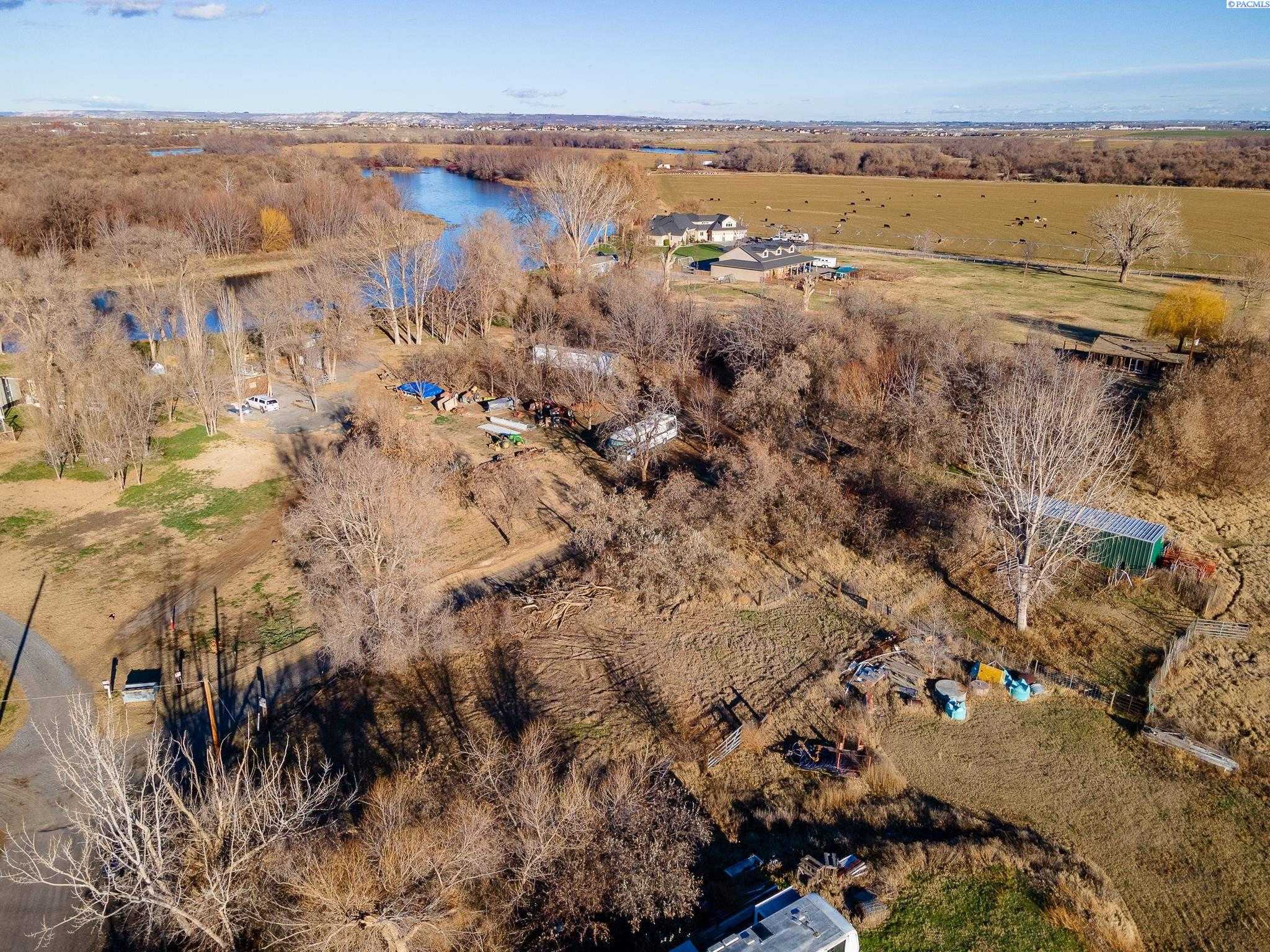 Photo of Newly Listed – Nka Riverview Rd, West Richland, WA 99320