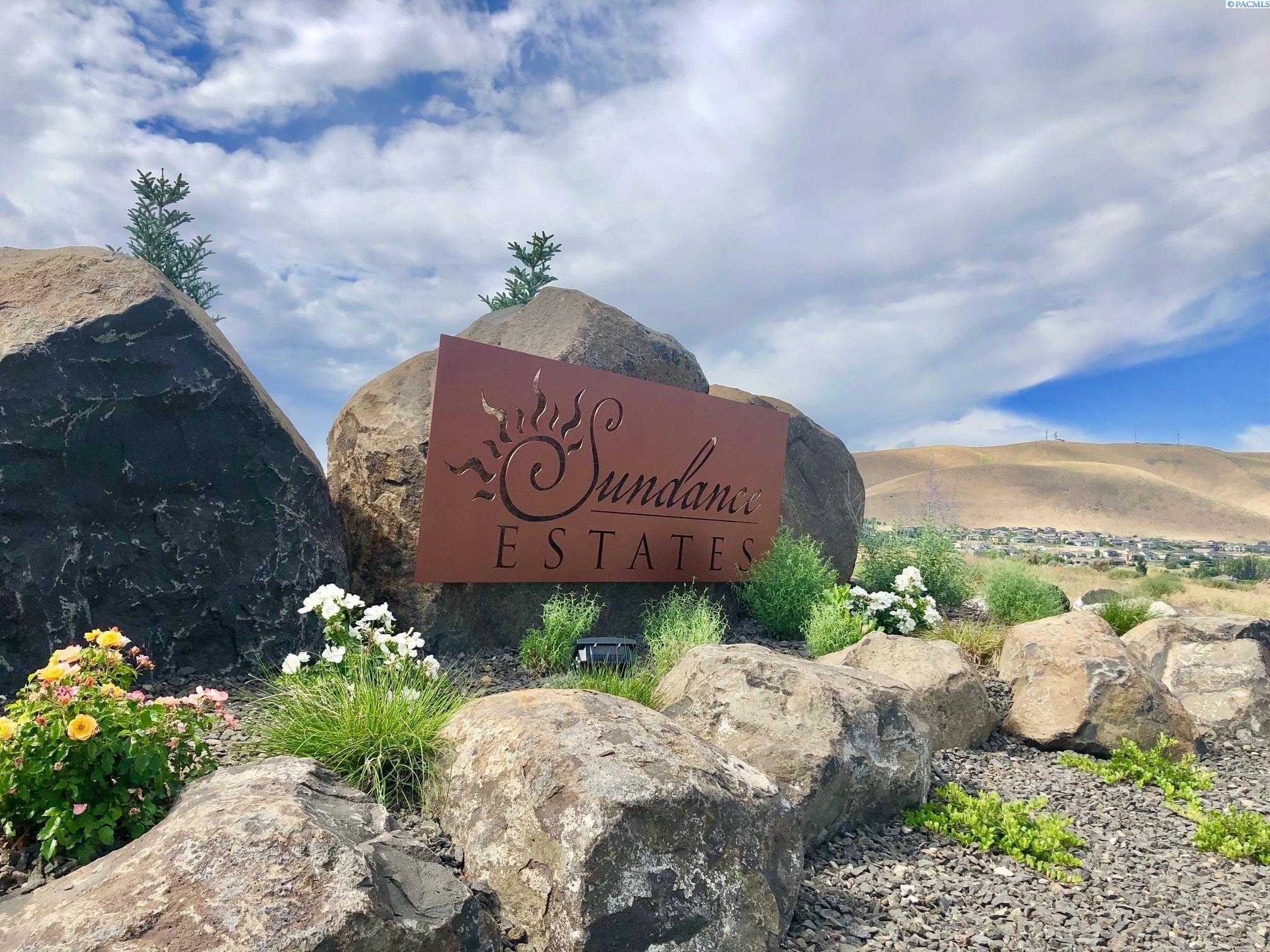 Photo of Newly Listed – 1045 Suncrest Trail, Richland, WA 99352