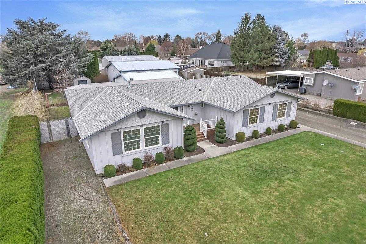 Photo of Newly Listed – 2404 Road 84, Pasco, WA 99301