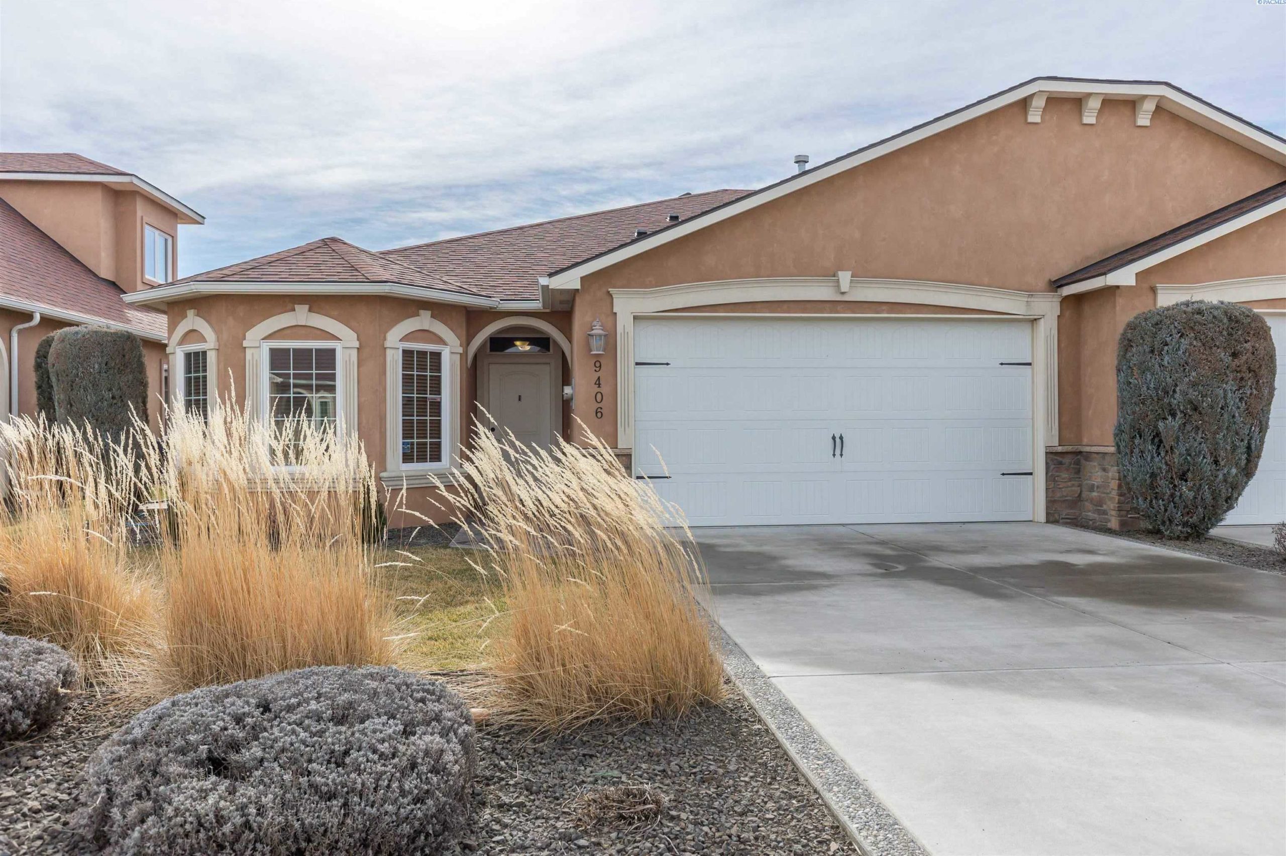 Photo of Newly Listed – 9406 Vincenzo Dr, Pasco, WA 99301