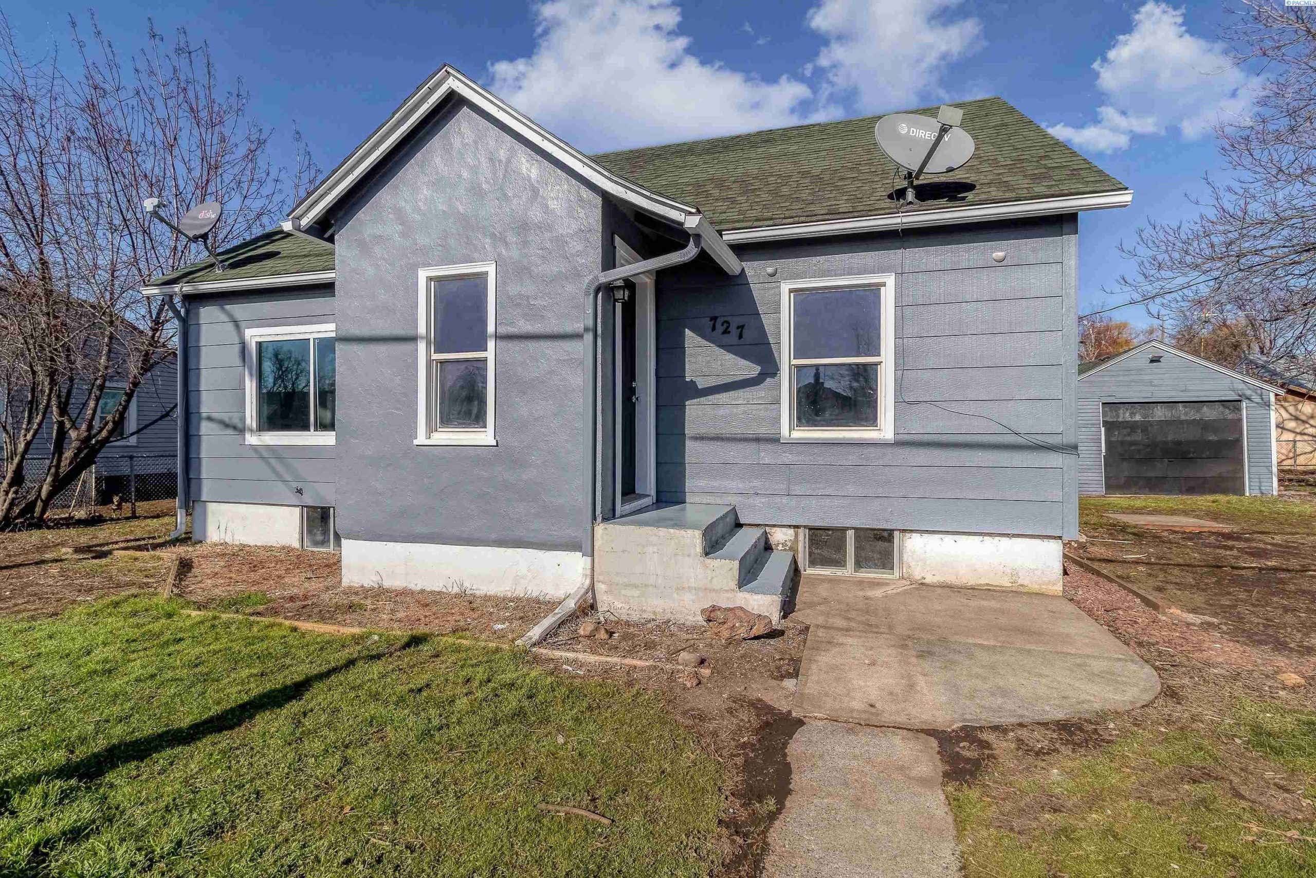 Photo of Newly Listed – 727 Pleasant St, Walla Walla, WA 99362