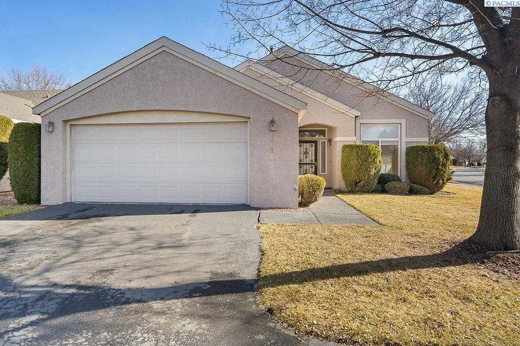 Photo of Newly Listed – 2582 Prestwick Dr., Richland, WA 99354