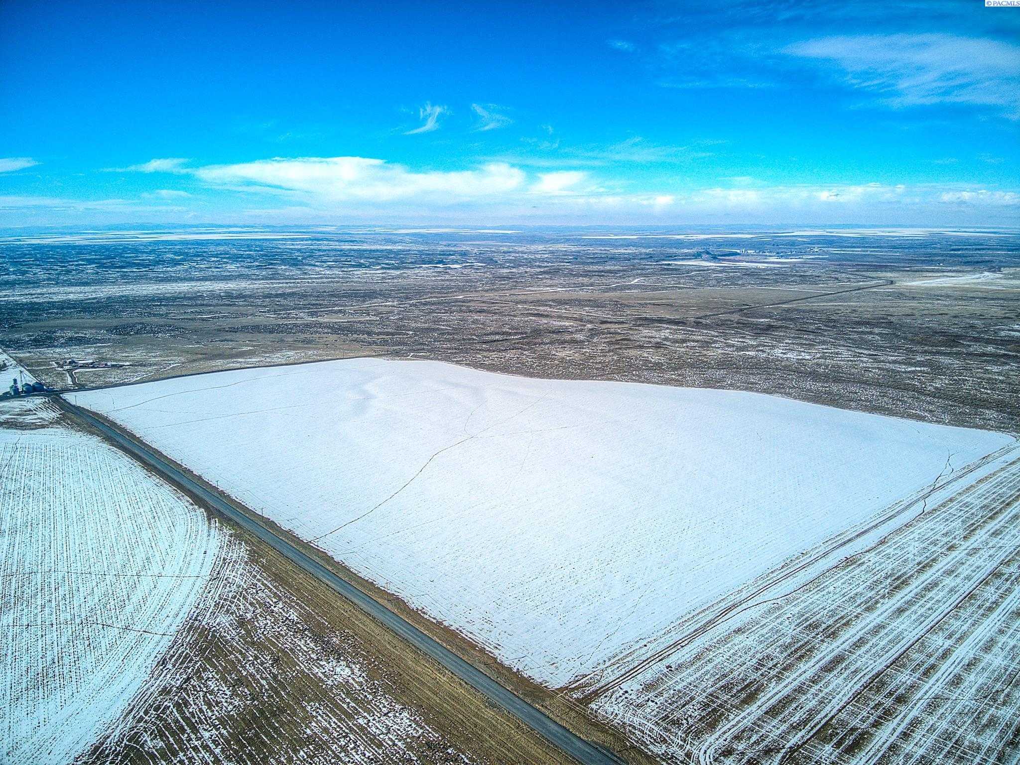 Photo of Newly Listed – Nka S 7 Ne, Moses Lake, WA 98837