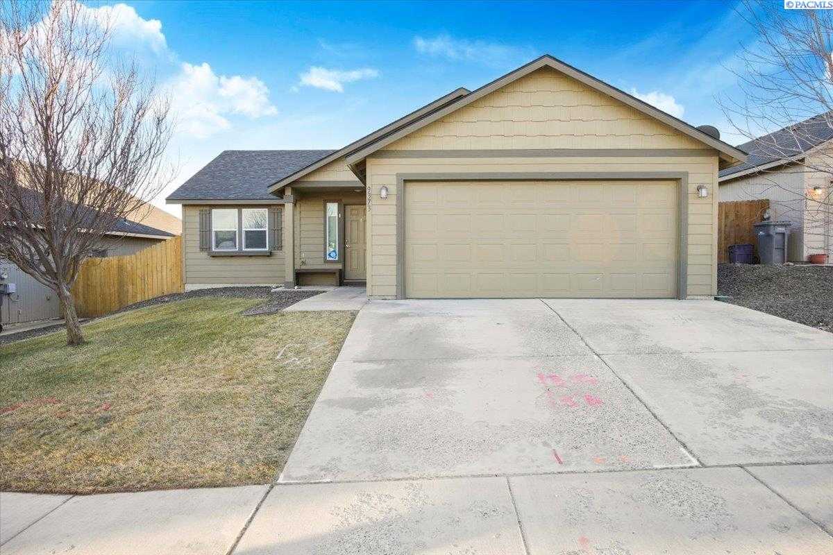 Photo of Newly Listed – 9373 W 5th Pl, Kennewick, WA 99336