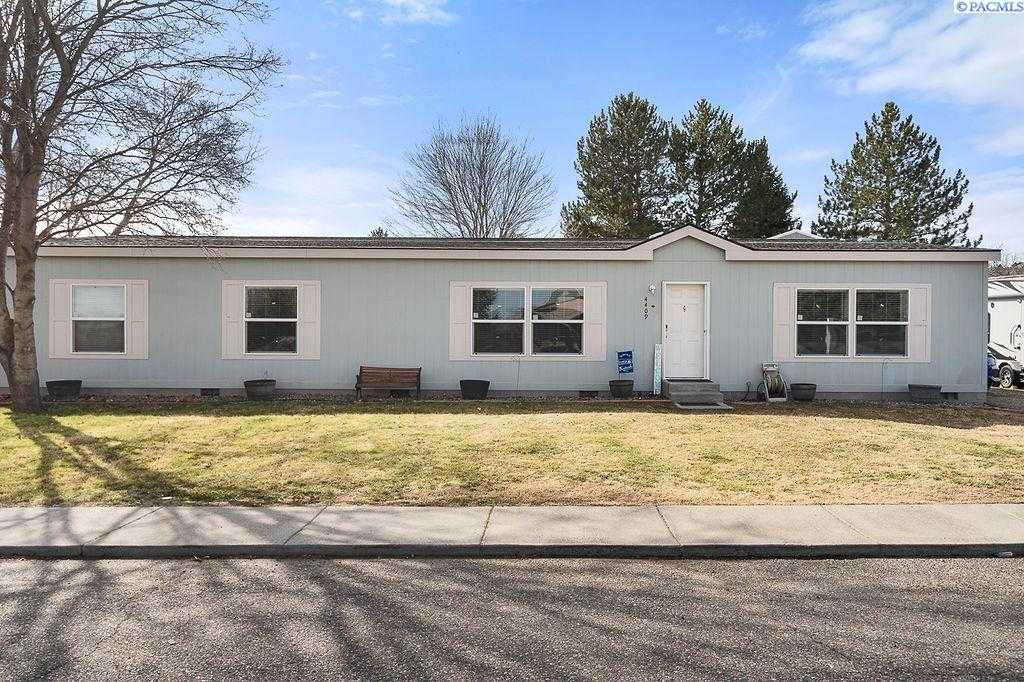 Photo of Newly Listed – 4409 Chelan Dr, West Richland, WA 99353