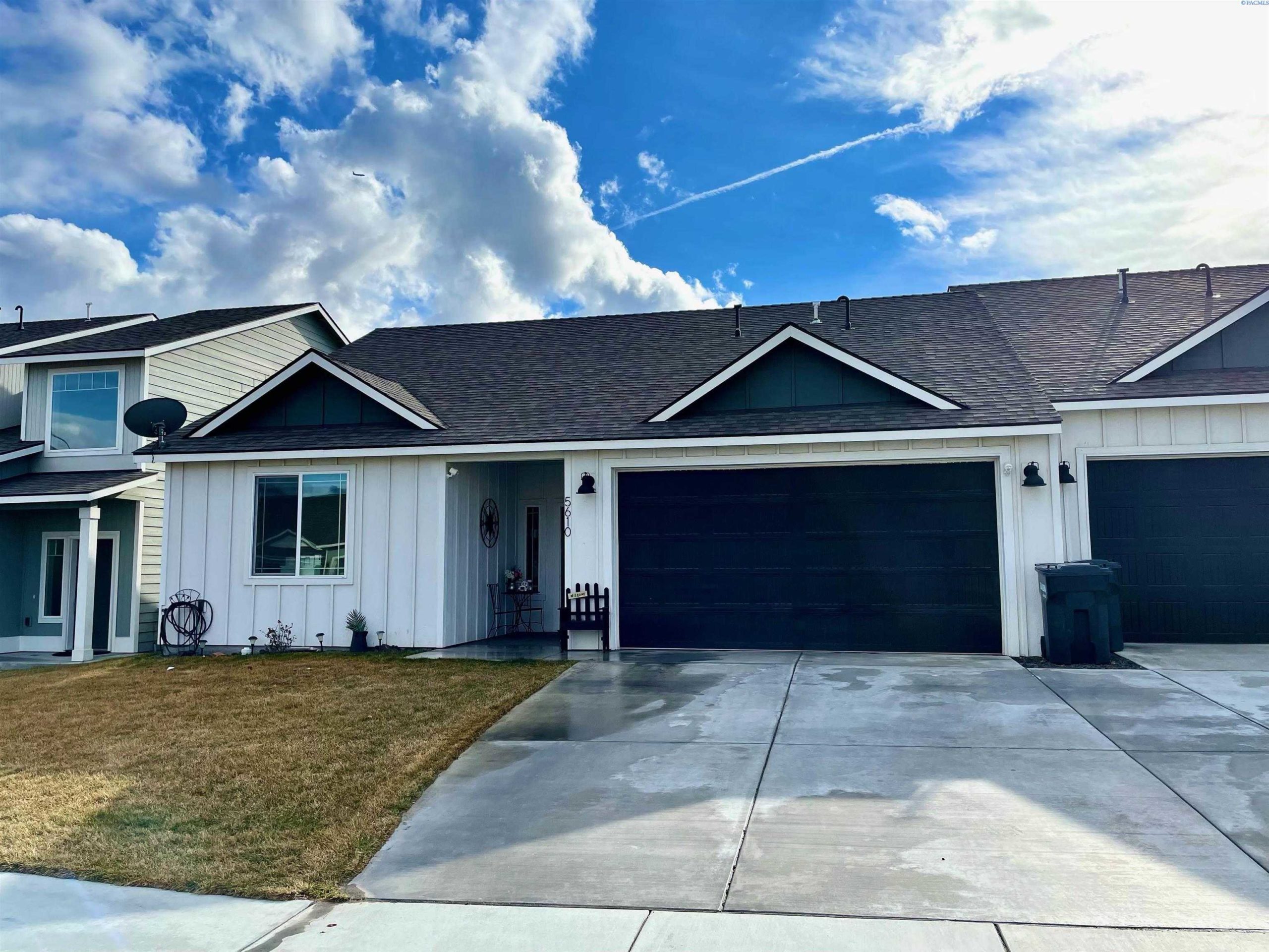 Photo of Newly Listed – 5610 Remington Dr, Pasco, WA 99301