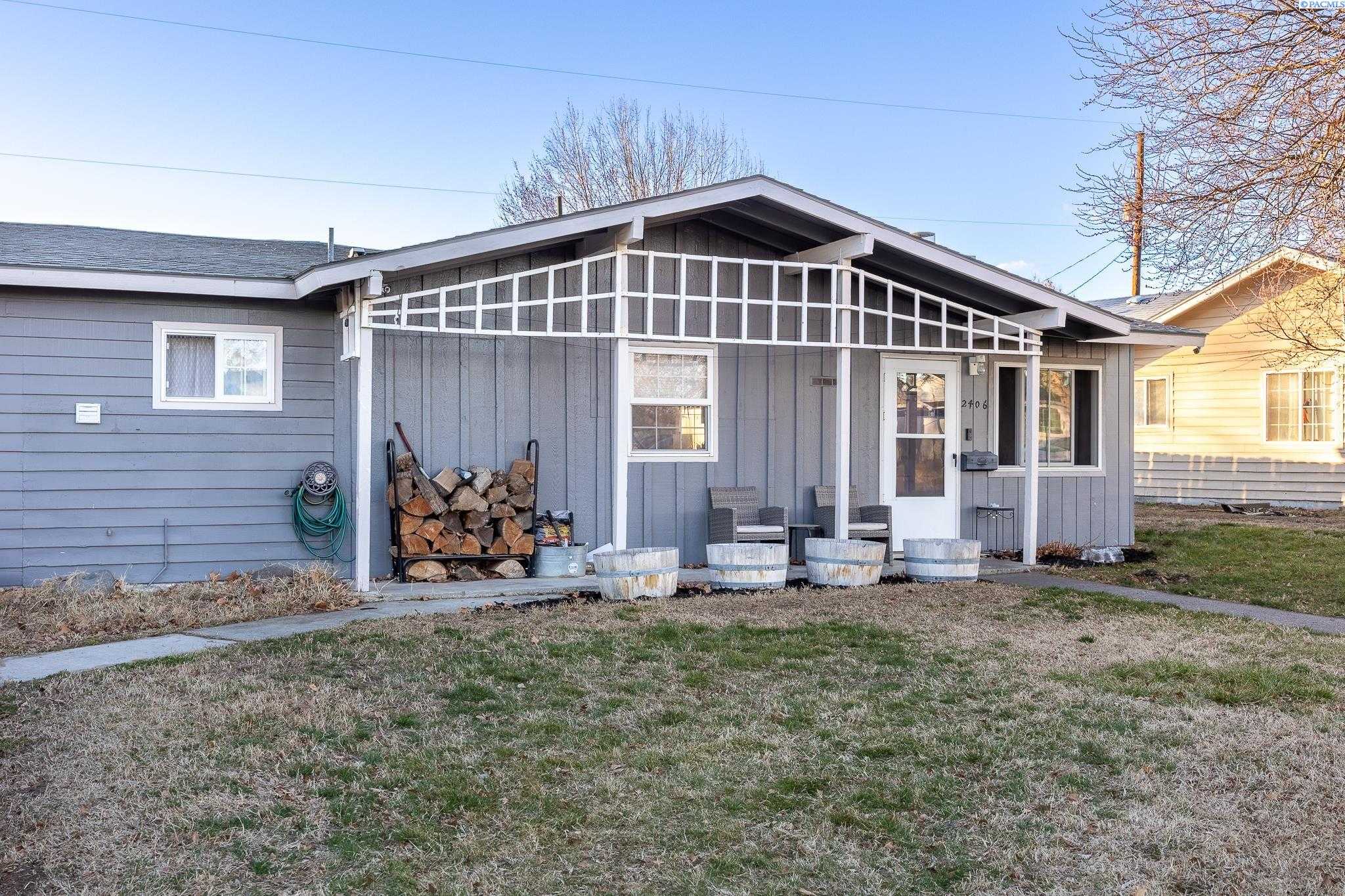 Photo of Newly Listed – 2406 Concord St, Richland, WA 99354