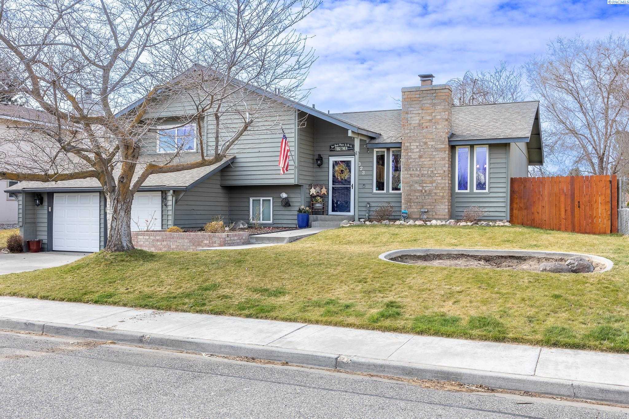 Photo of Newly Listed – 323 N Louisiana Pl., Kennewick, WA 99336