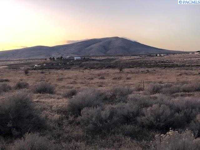 Photo of Newly Listed – 14818 E Ruppert Road, Benton City, WA 99320