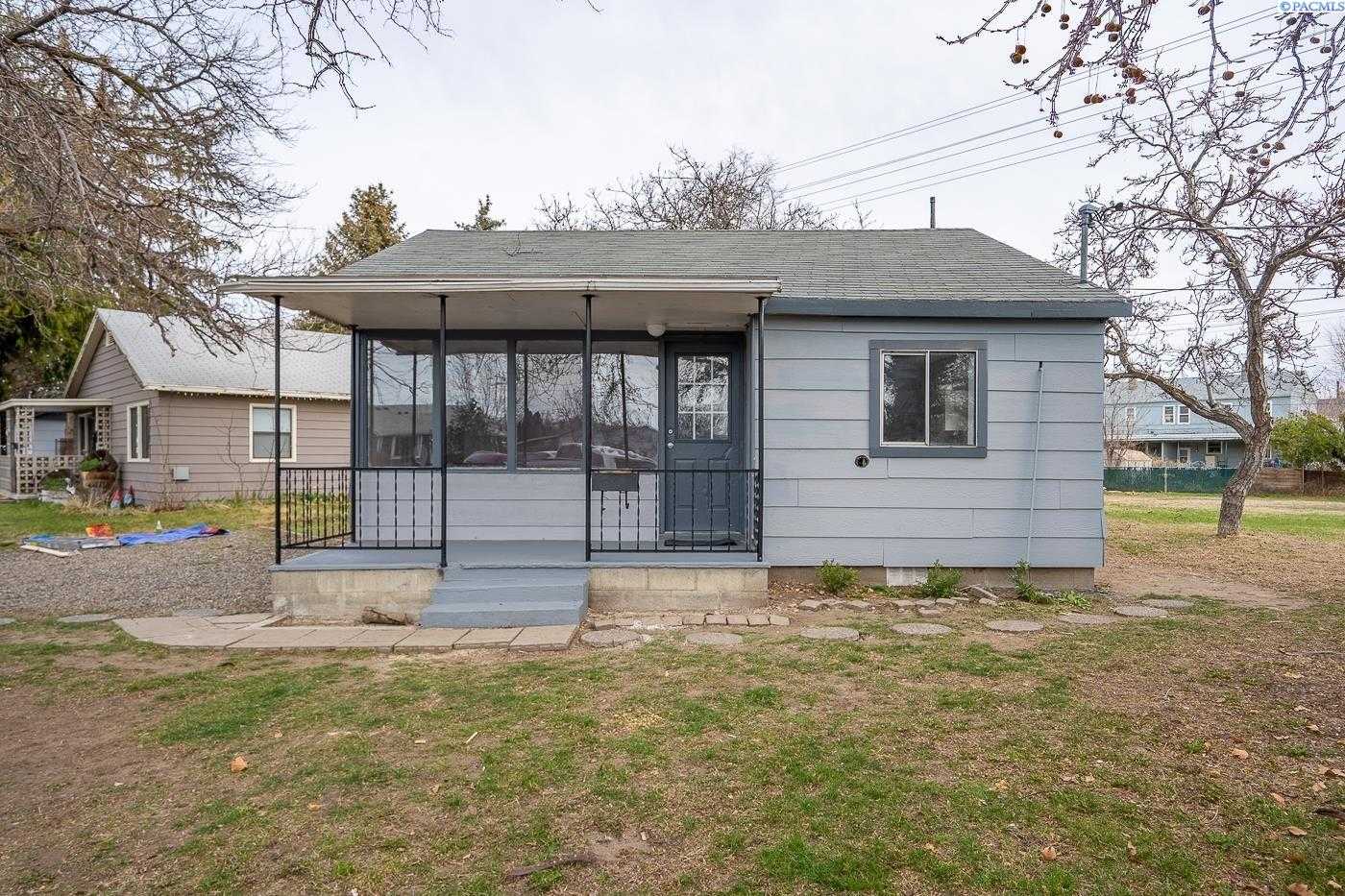 Photo of Newly Listed – 1420 Perkins Avenue, Richland, WA 99354