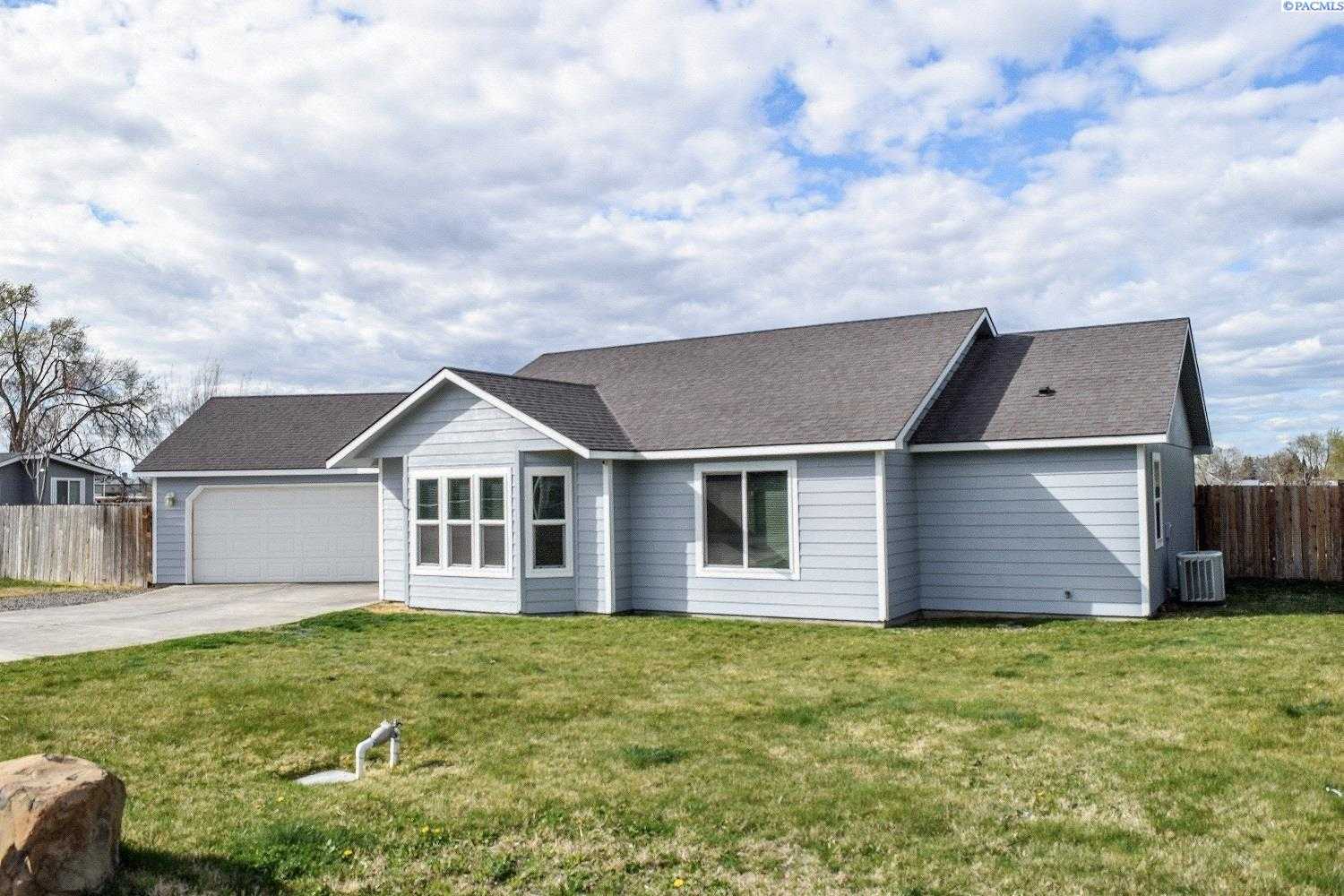 Photo of Newly Listed – 5706 Hood Ave., Kennewick, WA 99336