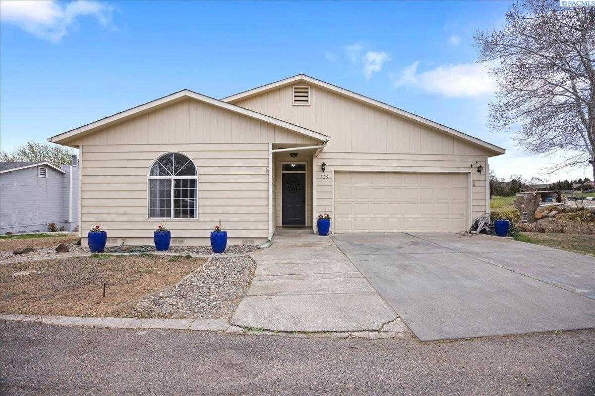 Photo of Newly Listed – 729 W 32nd Ave., Kennewick, WA 99337