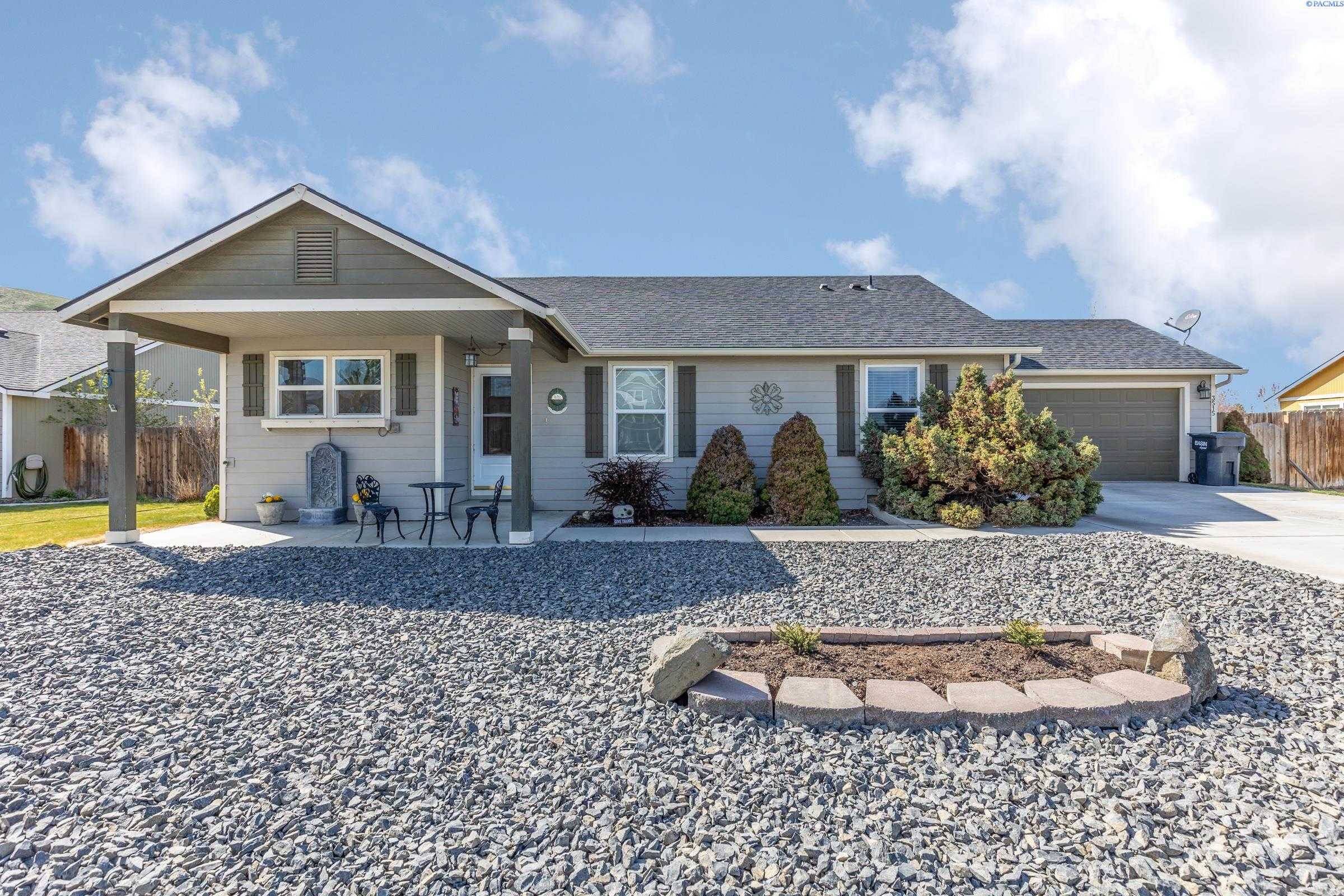 Photo of Newly Listed – 3515 Kristin Drive, West Richland, WA 99353