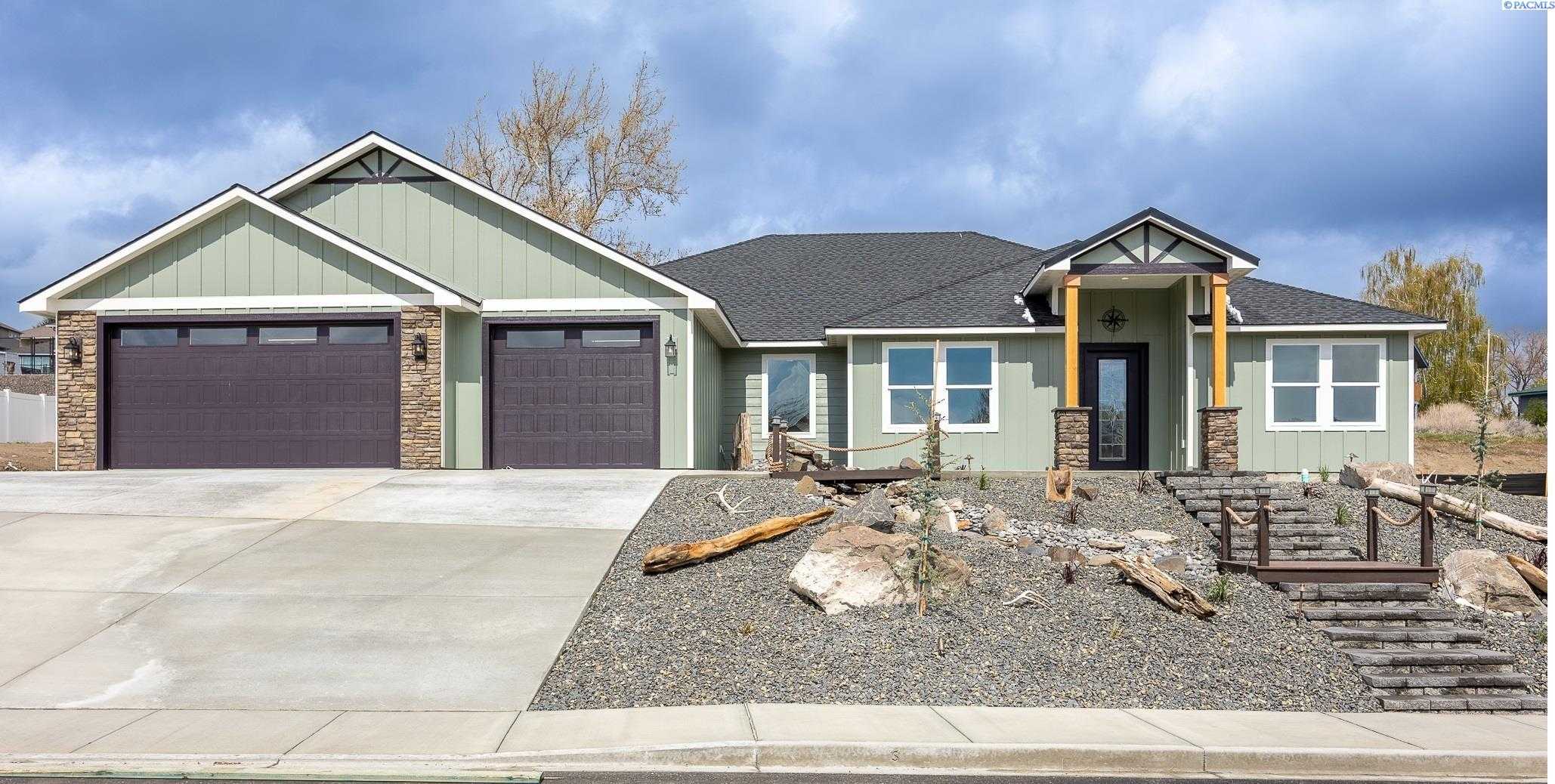 Photo of Newly Listed – 4156 Queen St, West Richland, WA 99353
