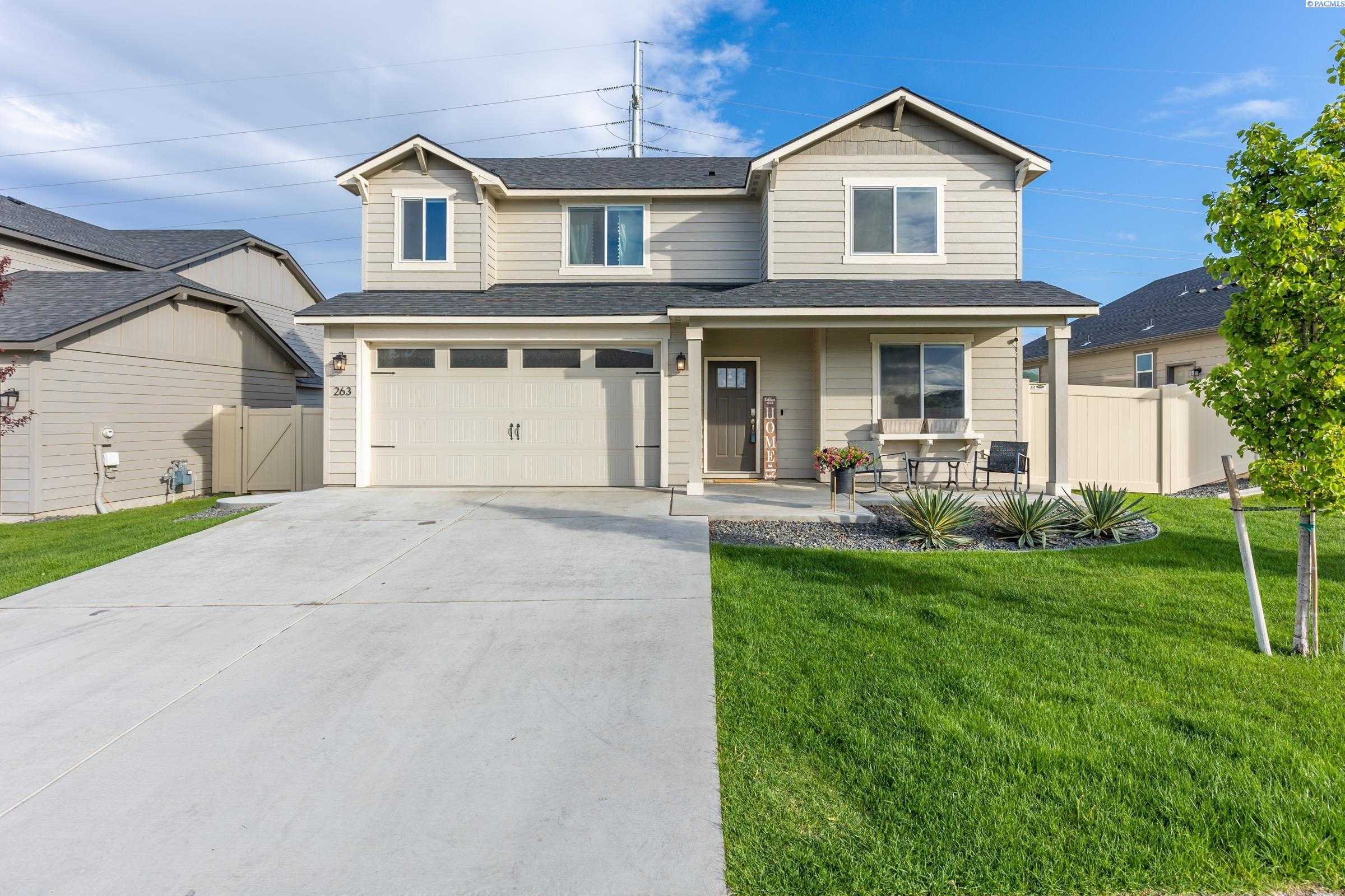 Photo of Newly Listed – 263 Wishkah Drive, Richland, WA 99352