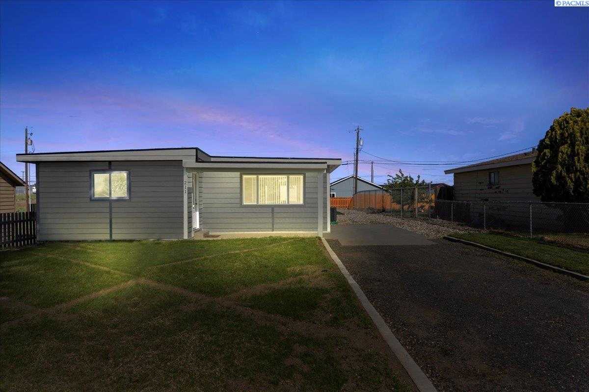 Photo of Newly Listed – 211 S Hugo, Pasco, WA 99301