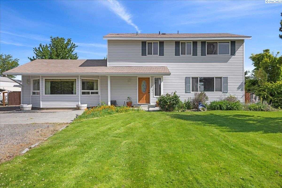 Photo of Newly Listed – 83 Ryan Ave, Burbank, WA 99323