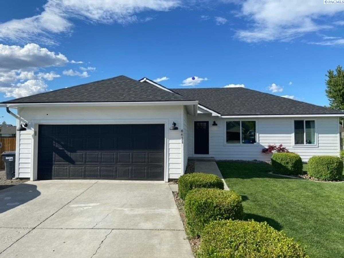 Photo of Newly Listed – 8611 Tottenham Ct, Pasco, WA 99301