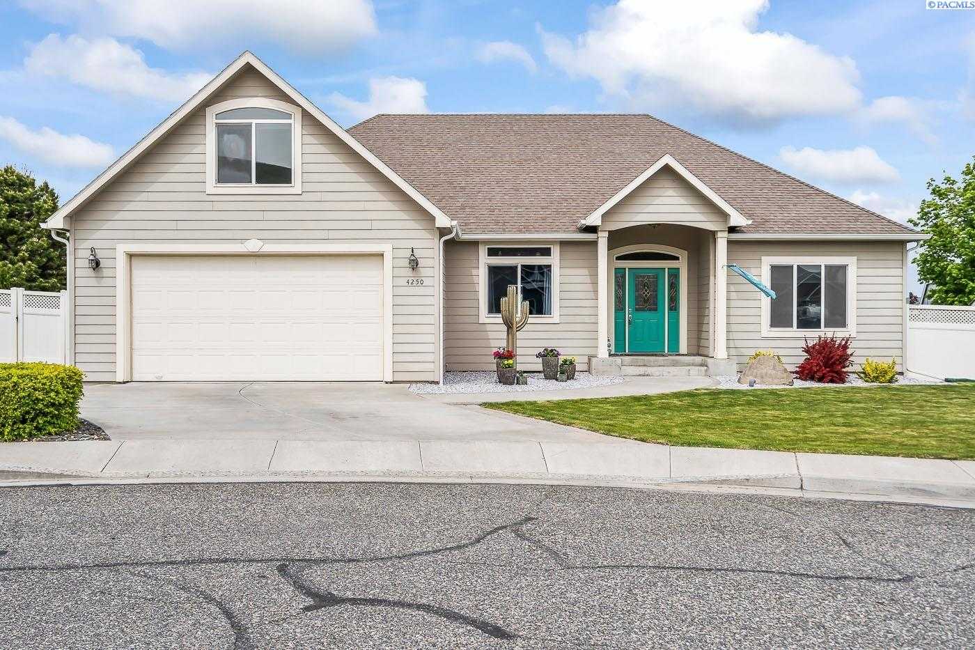 Photo of Newly Listed – 4250 Cobblestone Ct, Richland, WA 99352