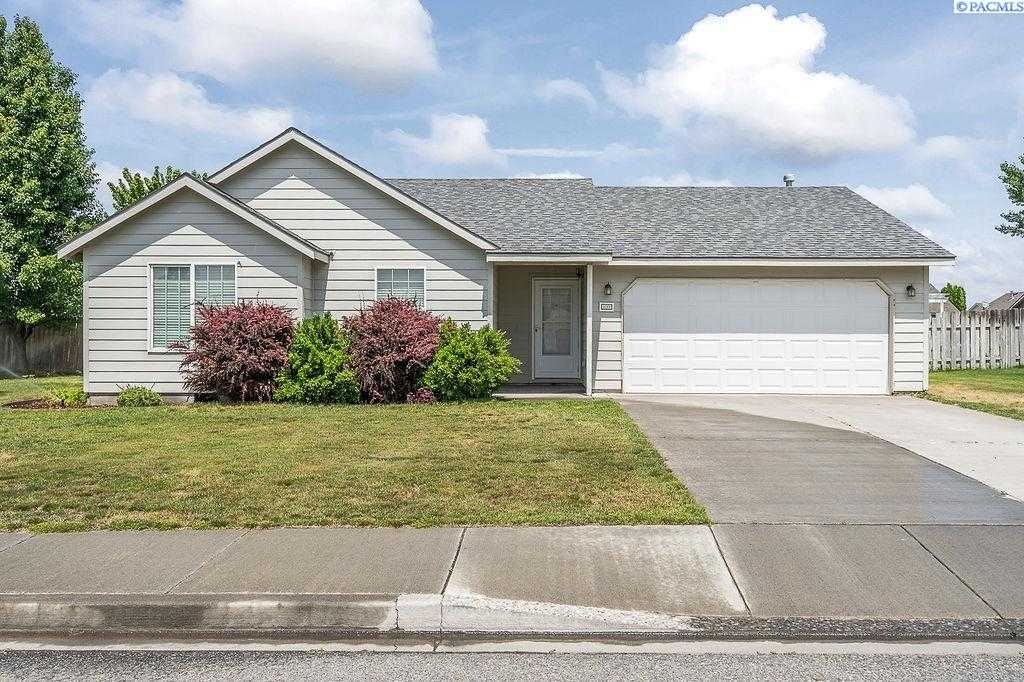 Photo of Newly Listed – 8711 Stutz Drive, Pasco, WA 99301