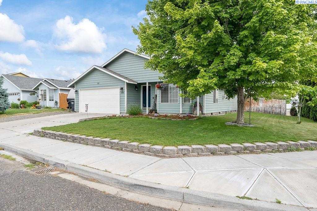 Photo of Newly Listed – 8016 Mayne Dr., Pasco, WA 99301