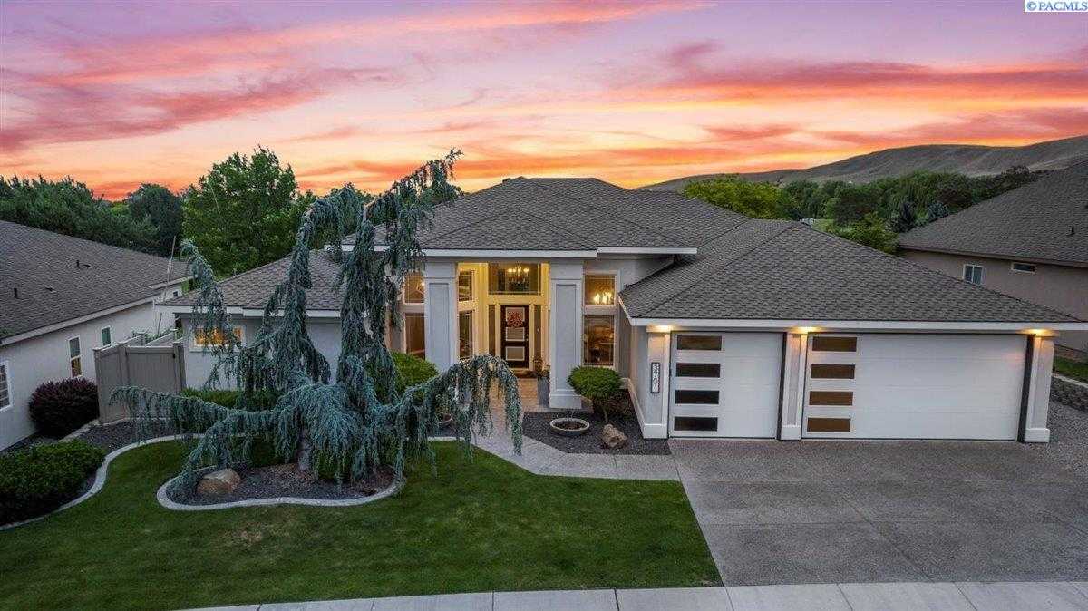 Photo of Newly Listed – 3701 S Johnson St., Kennewick, WA 99337