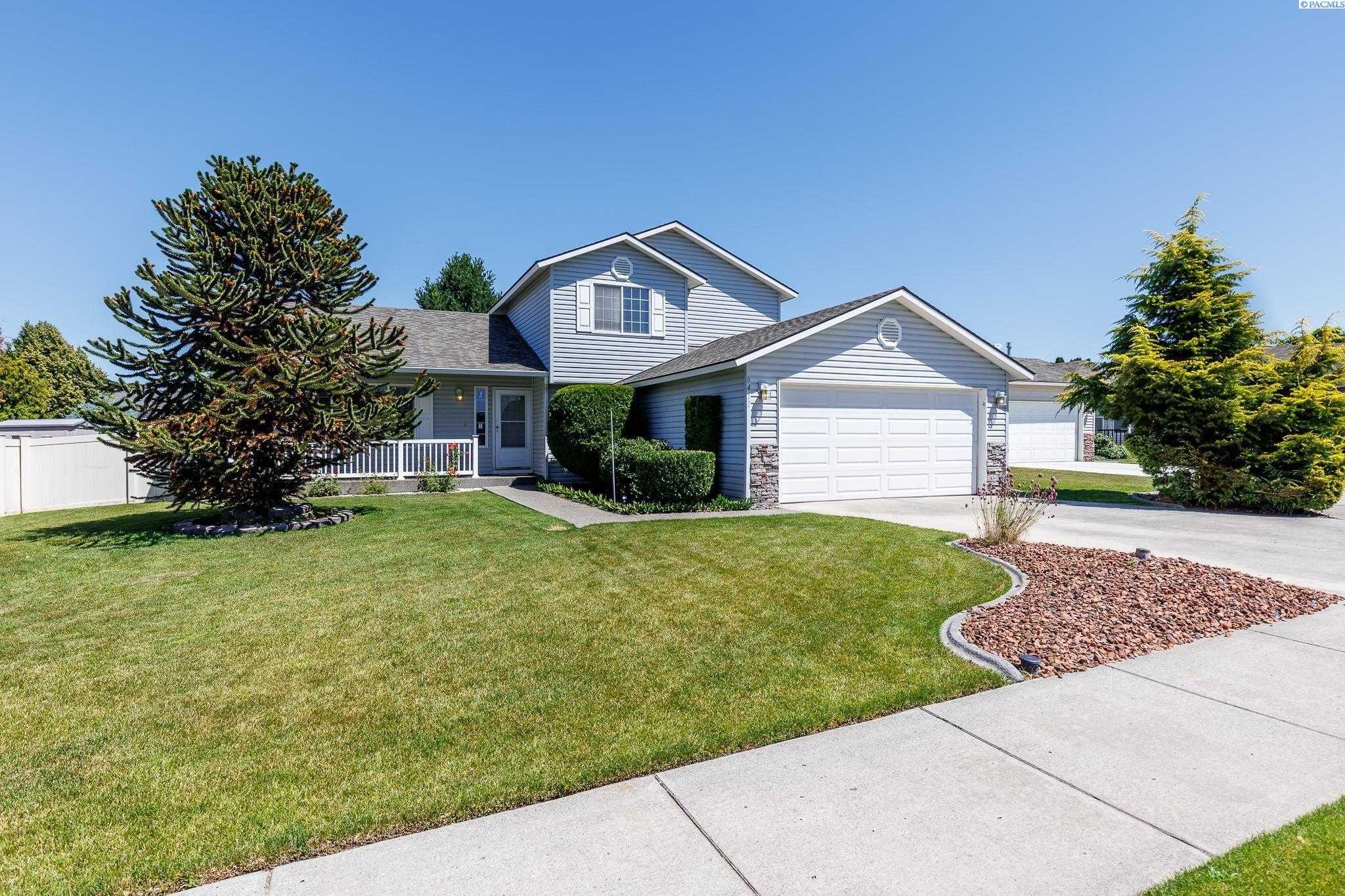 Photo of Newly Listed – 8411 Wembley Dr, Pasco, WA 99301