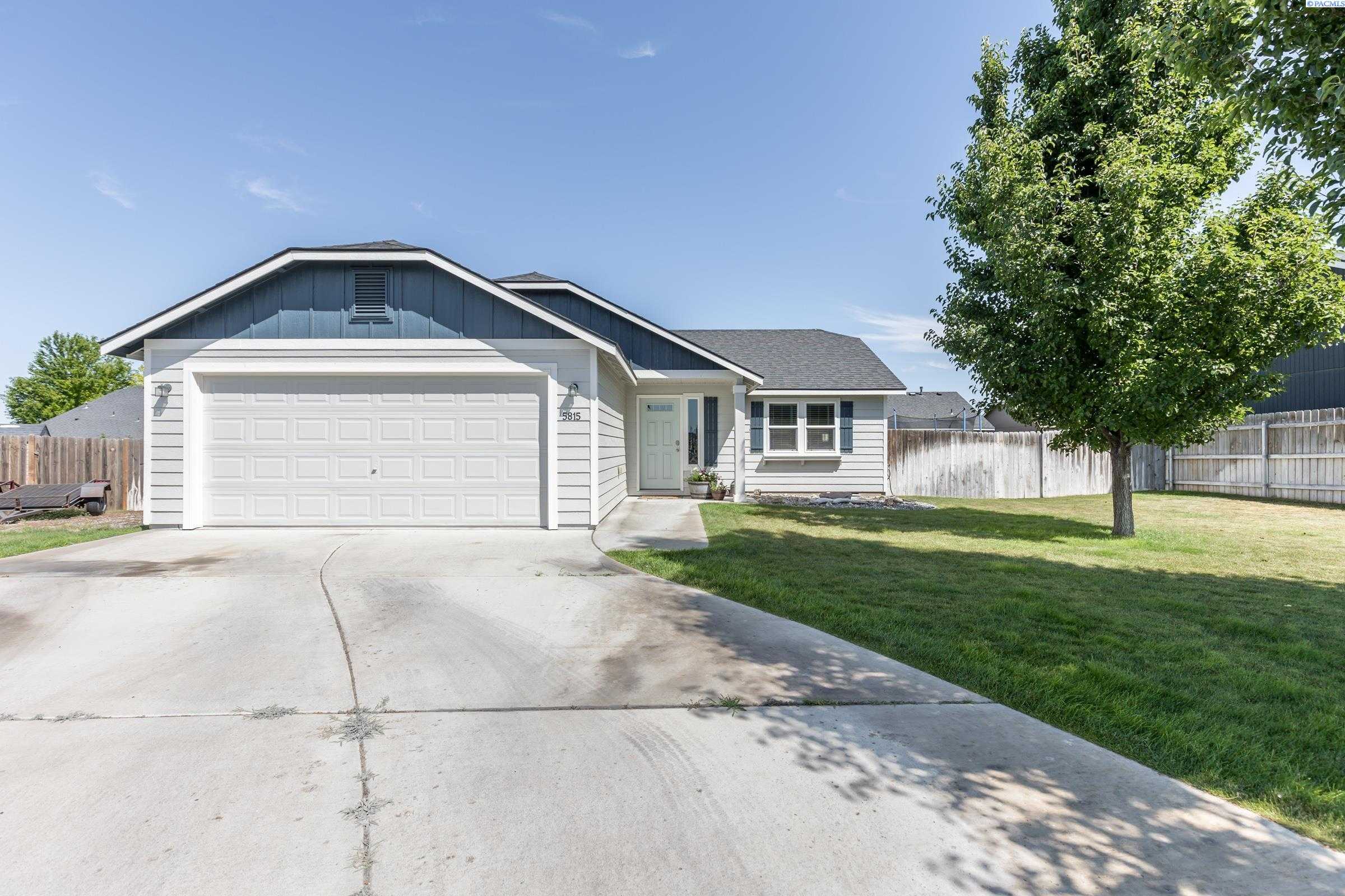 Photo of Newly Listed – 5815 Larrabee Ln, Pasco, WA 99301