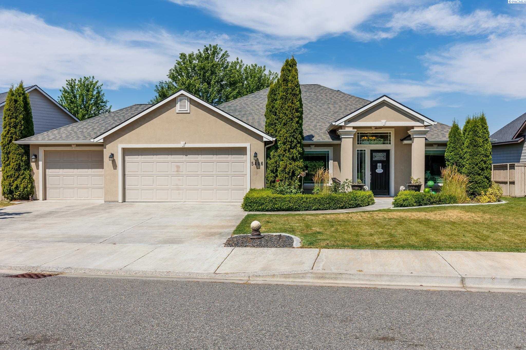 Photo of Newly Listed – 5406 W 23rd Ave, Kennewick, WA 99338
