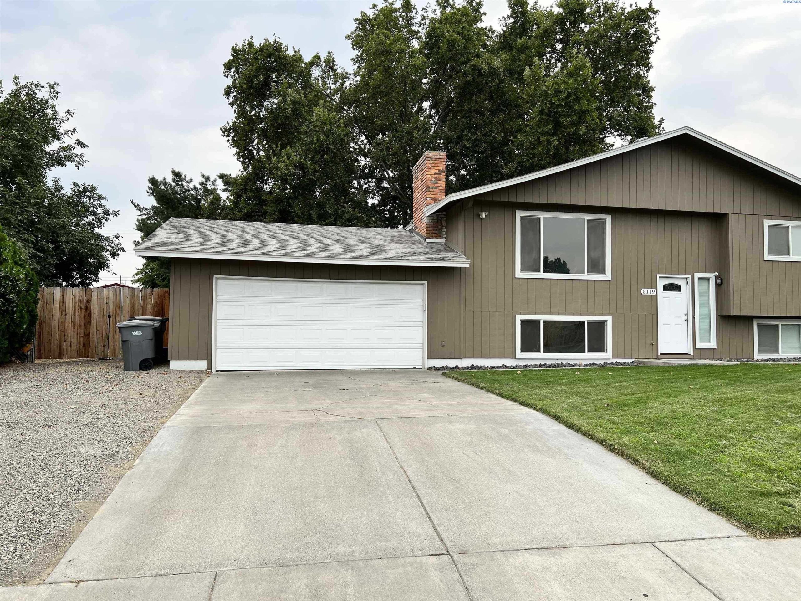 Photo of Newly Listed – 5119 W 3rd Ave., Kennewick, WA 99336