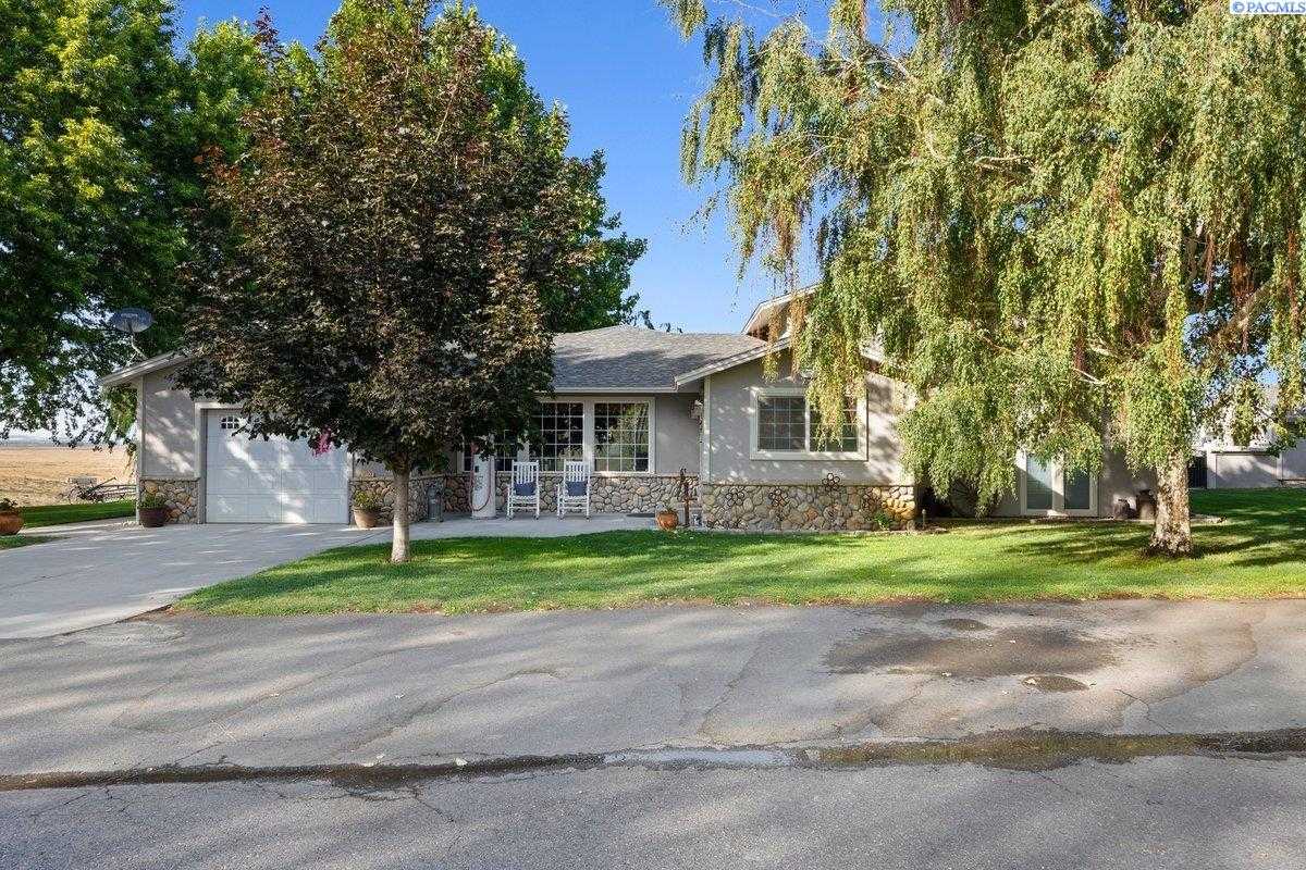 Photo of Newly Listed – 2771 Boundary Rd, Mabton, WA 98935